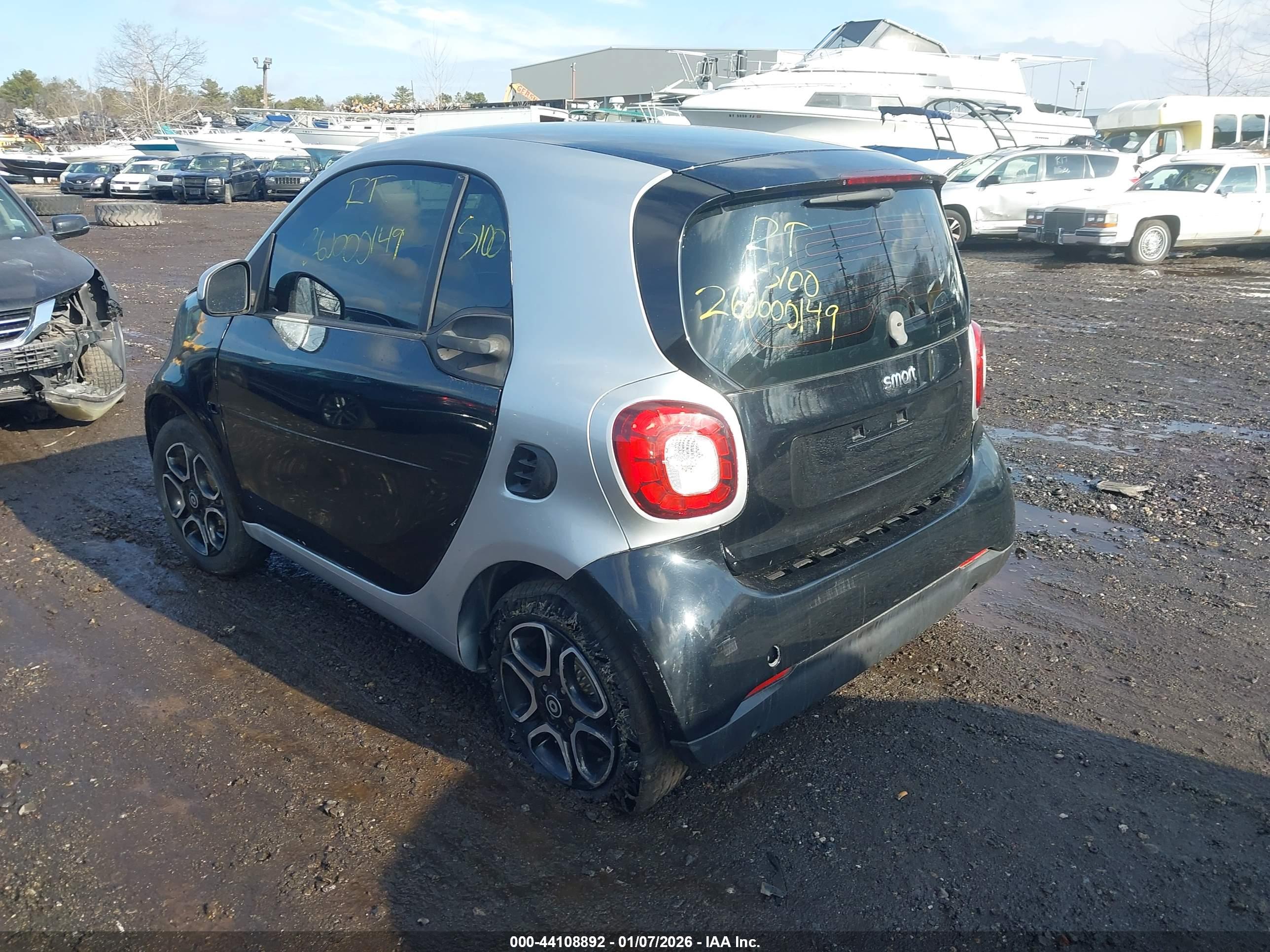 SMART FORTWO image 3