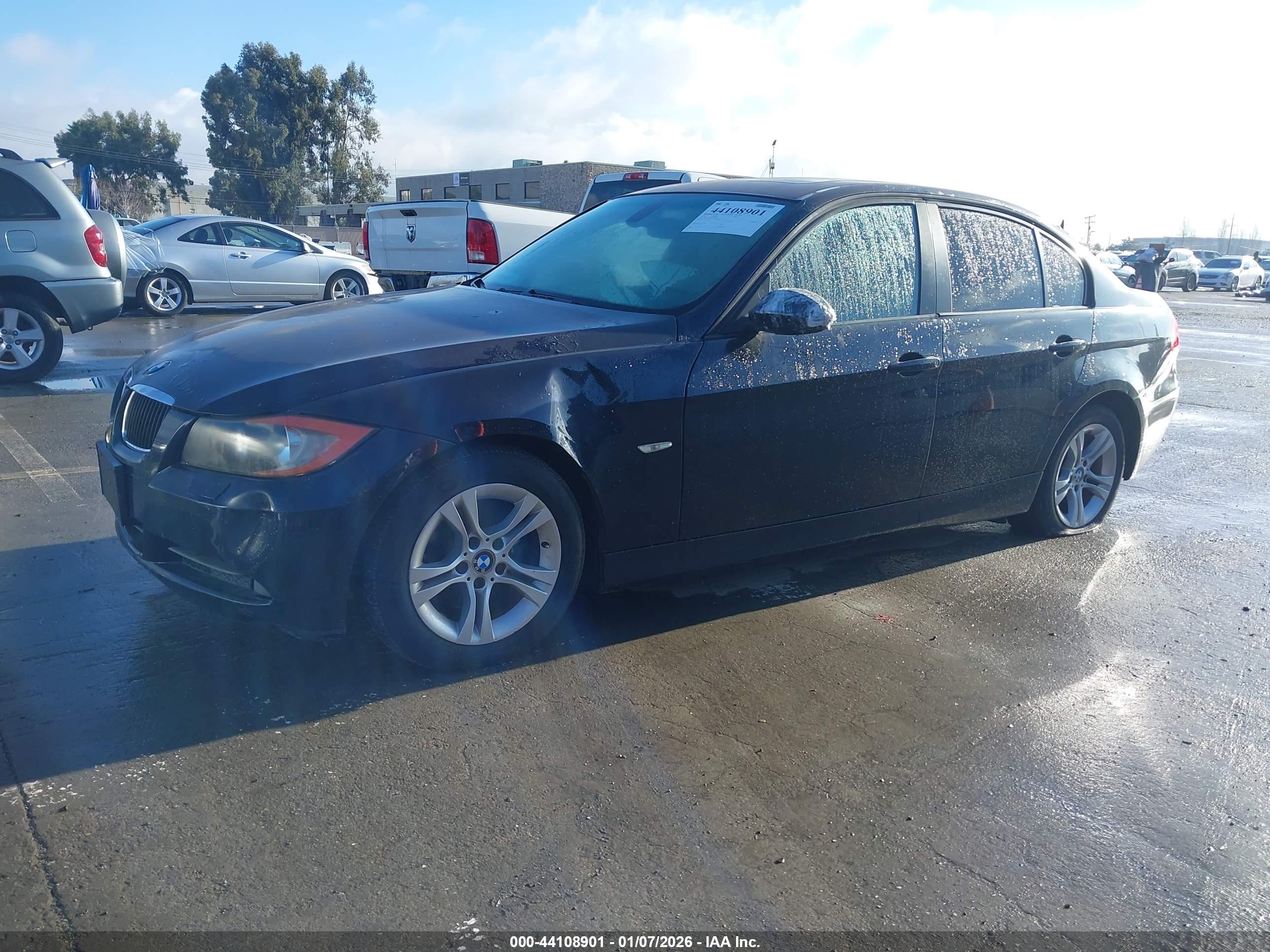 BMW 328XI image 2