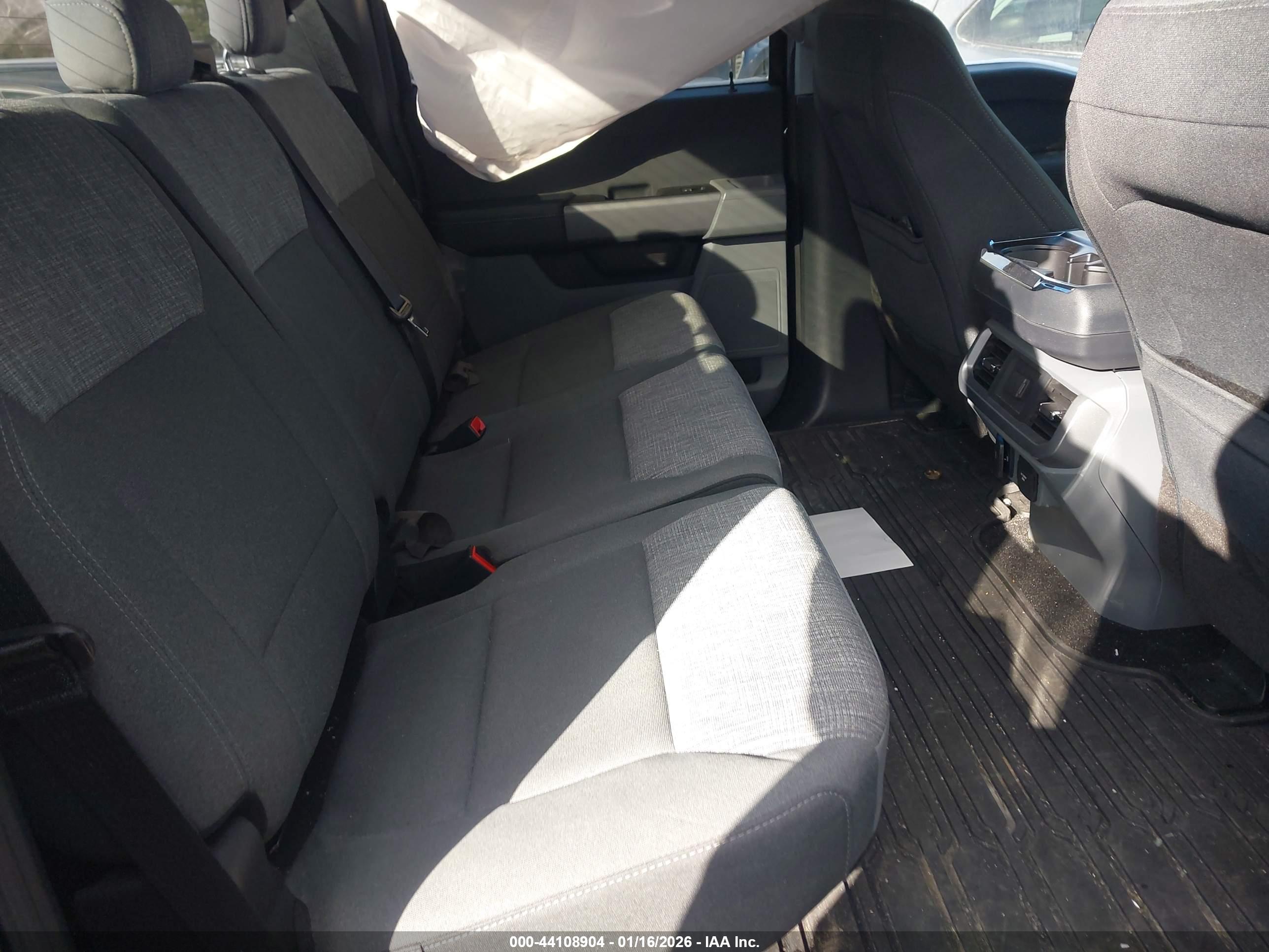 FORD F-150 image 8