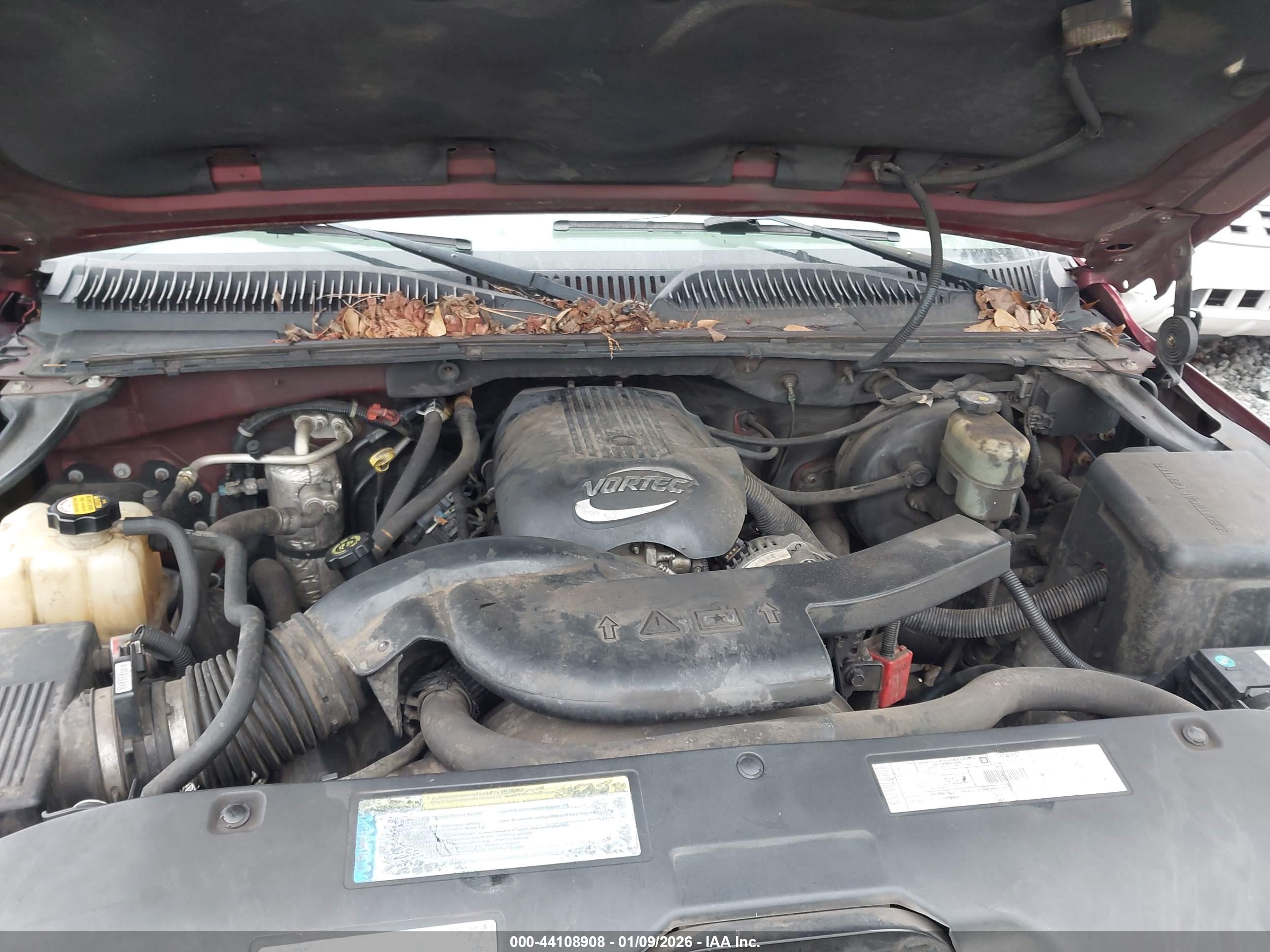 CHEVROLET TAHOE image 10
