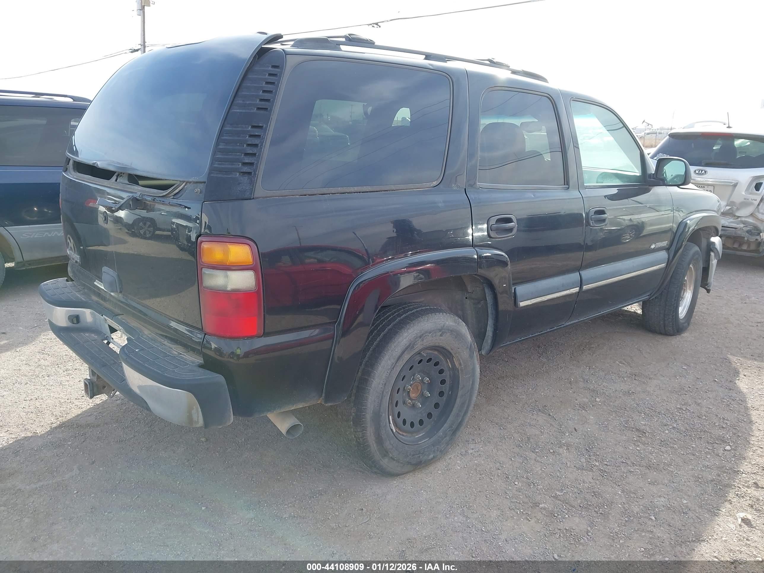 CHEVROLET TAHOE image 4