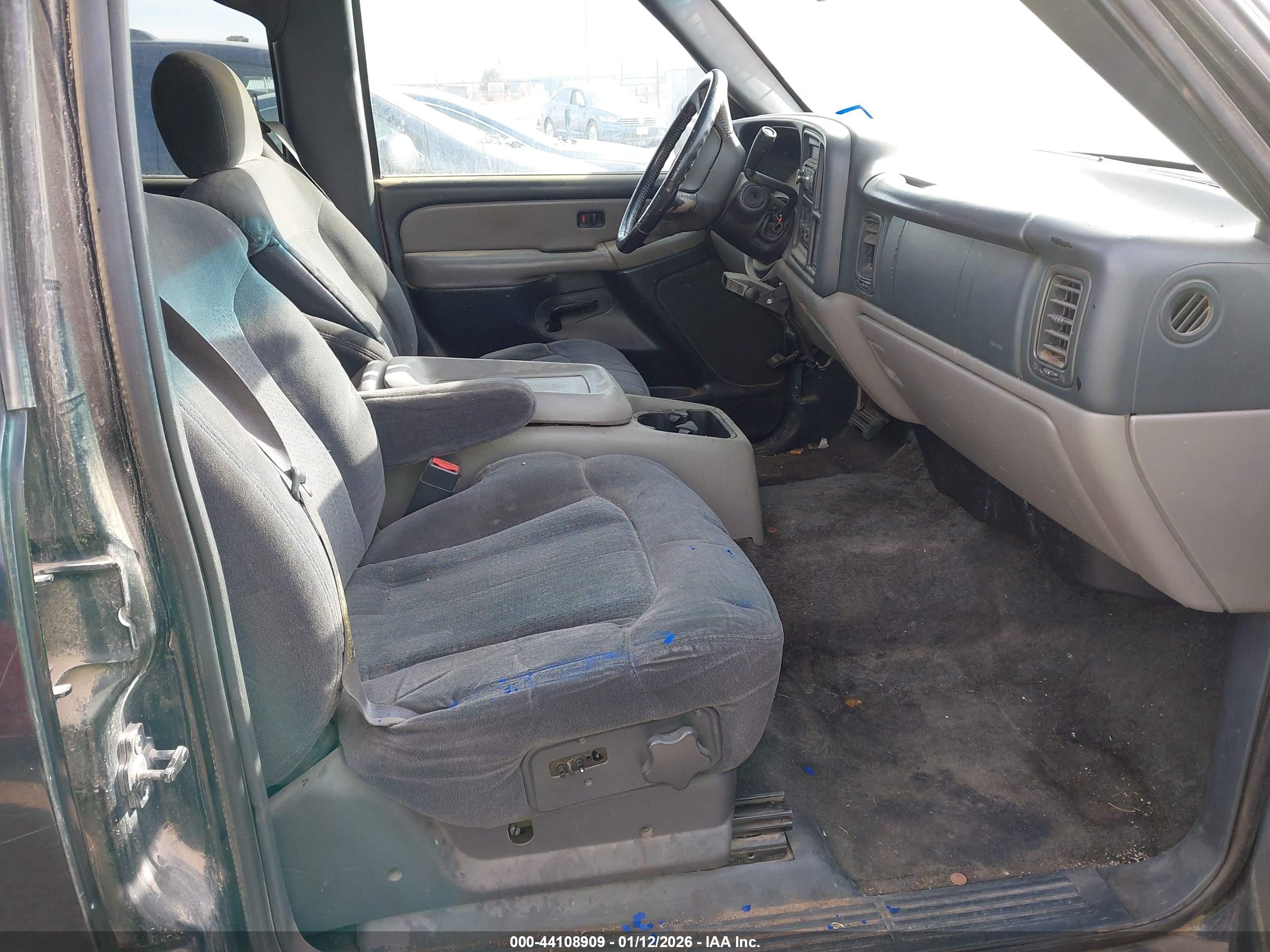 CHEVROLET TAHOE image 5