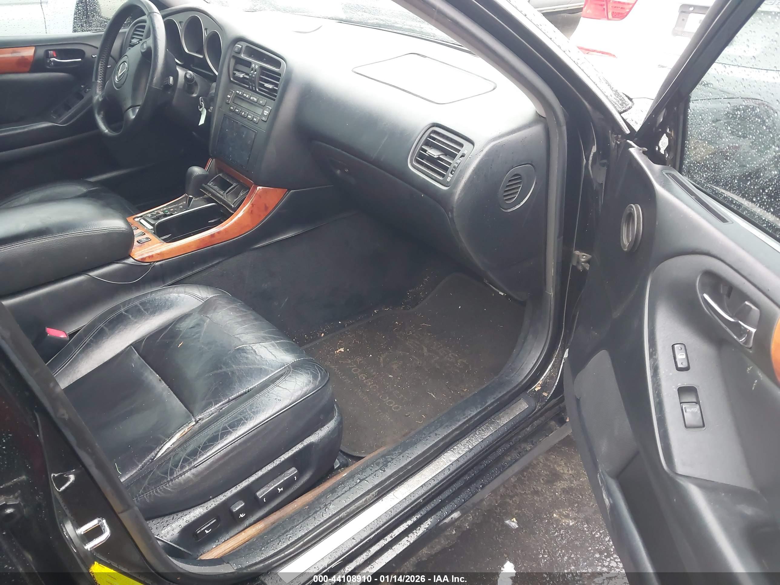 LEXUS GS image 5