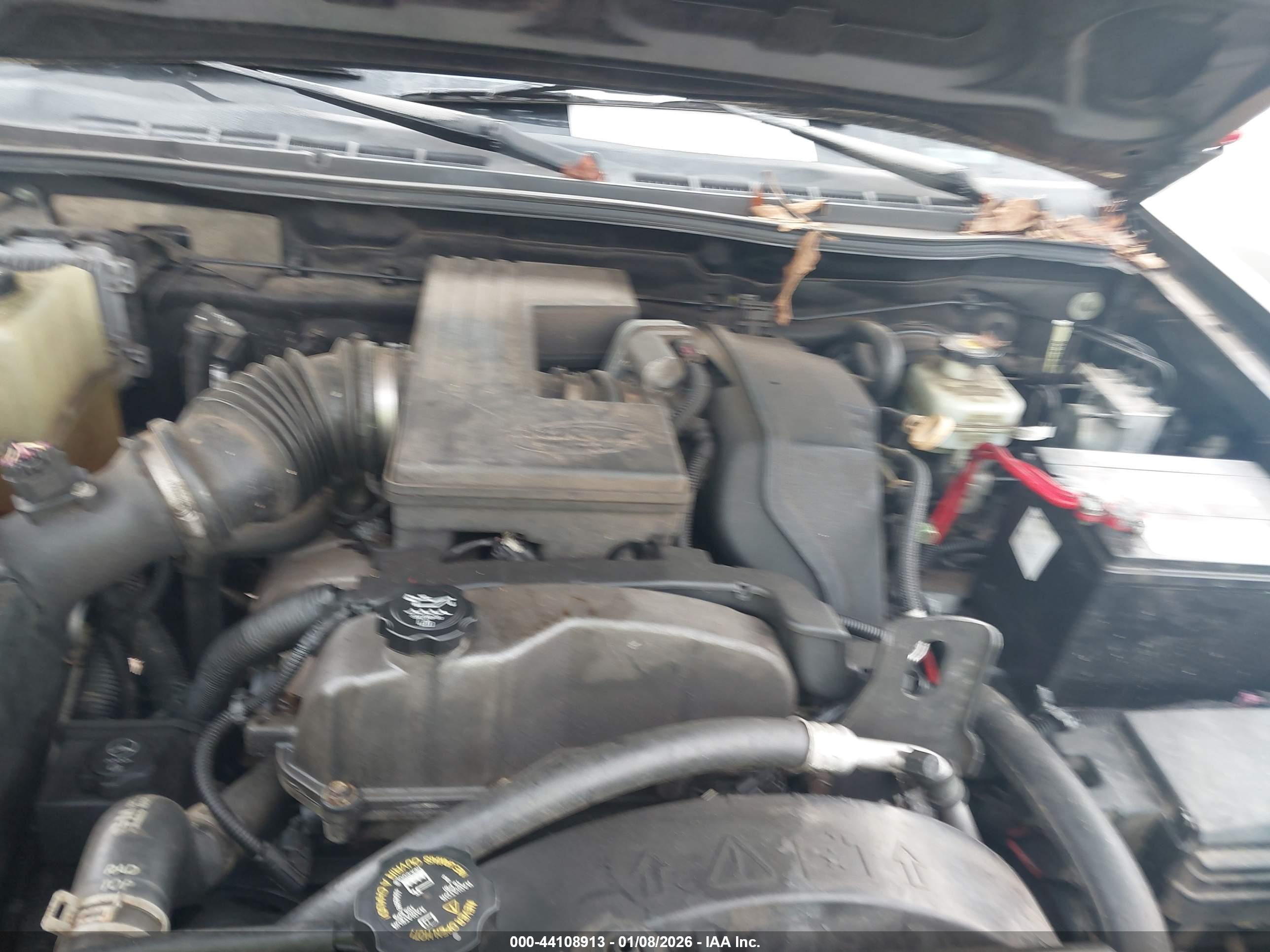 CHEVROLET COLORADO image 10