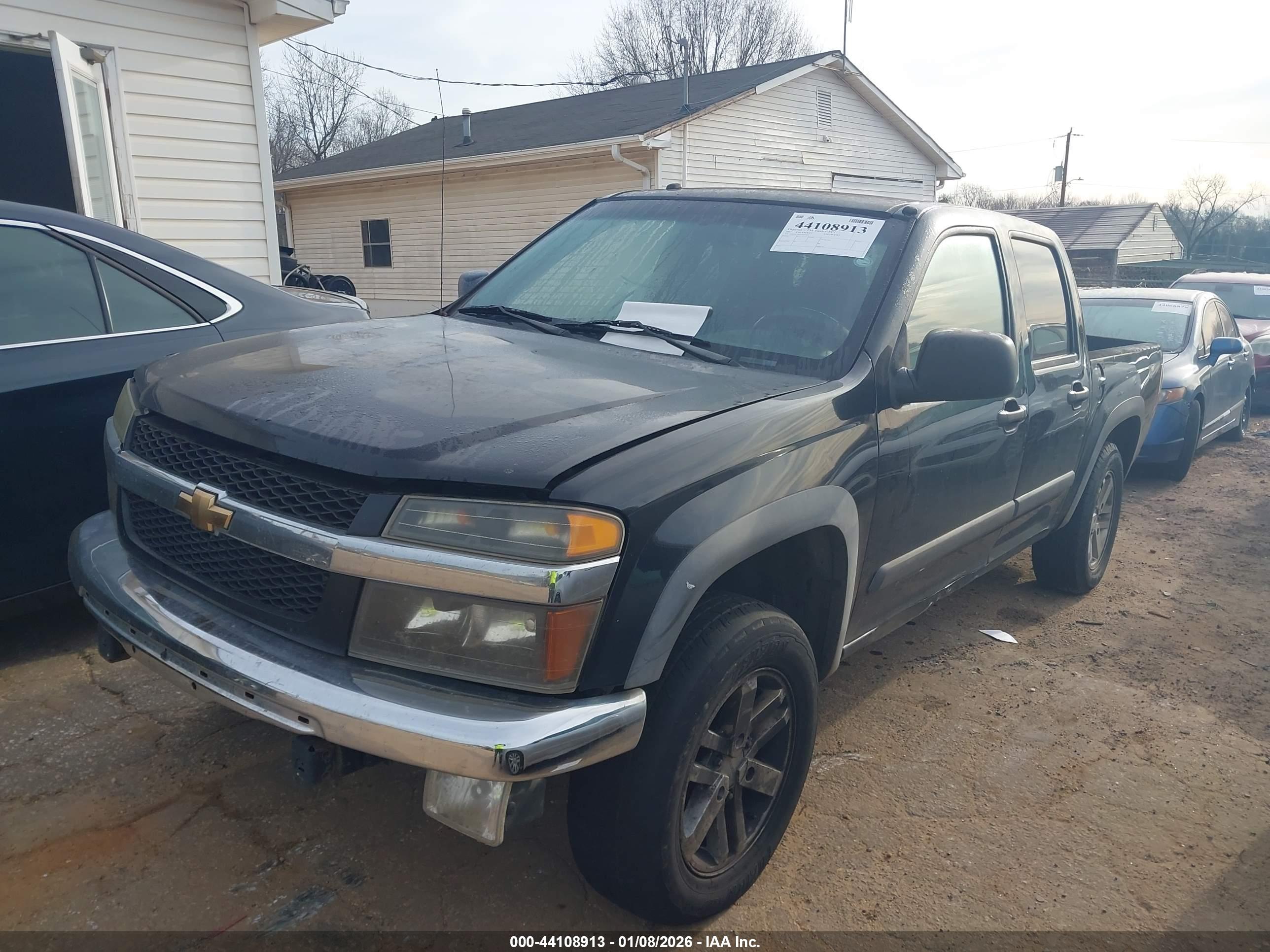 CHEVROLET COLORADO image 2