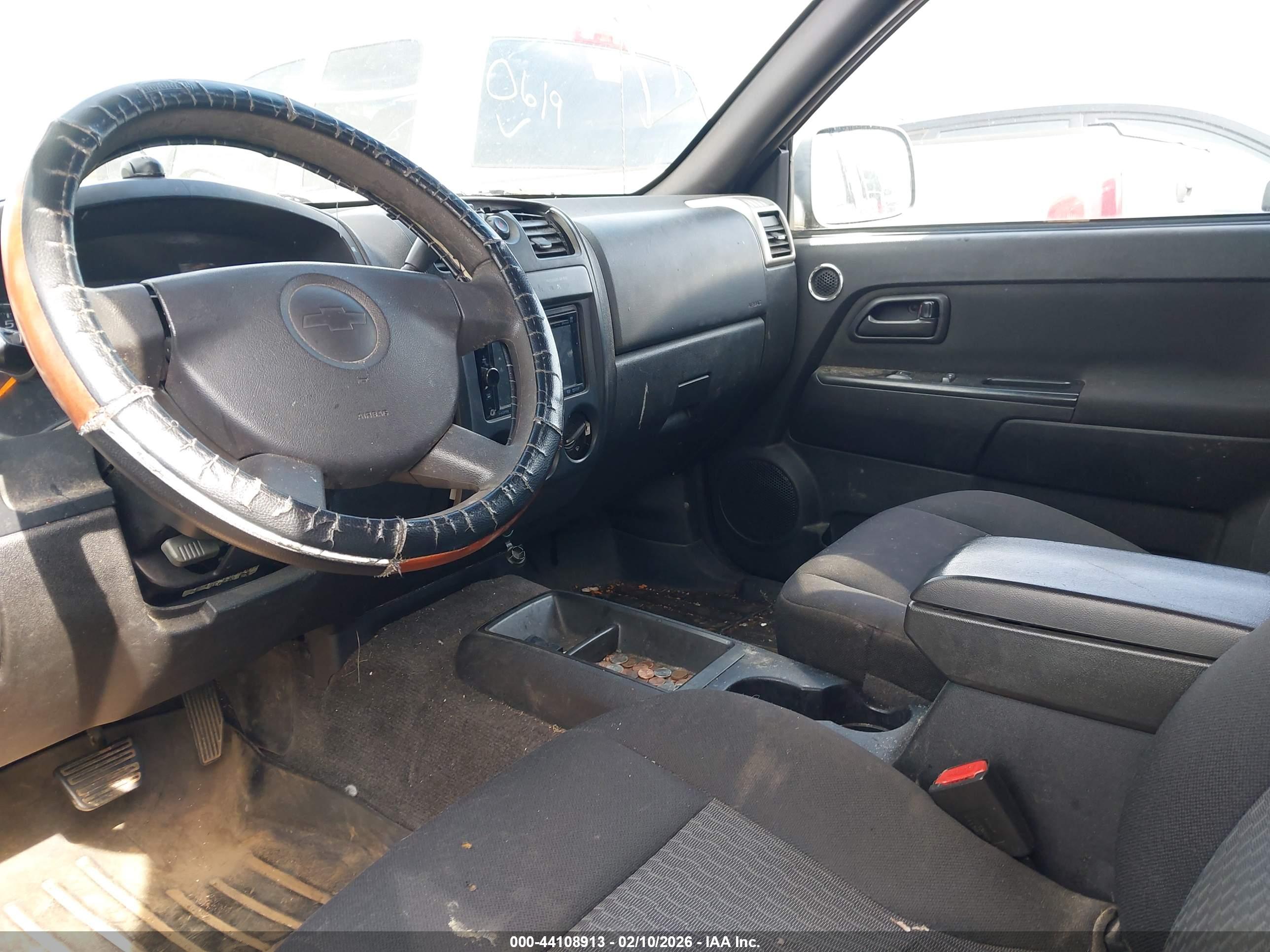 CHEVROLET COLORADO image 5