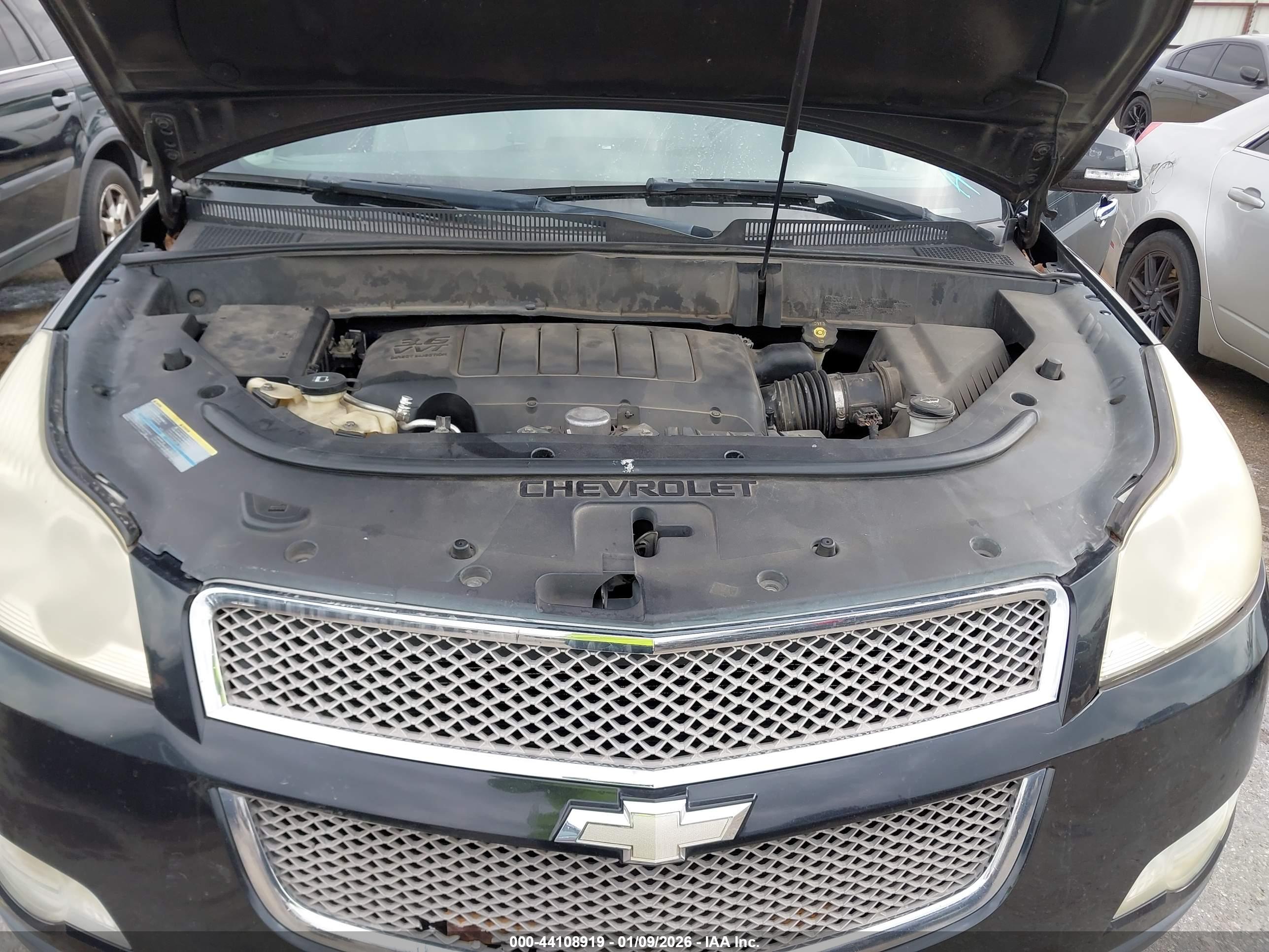 CHEVROLET TRAVERSE image 10