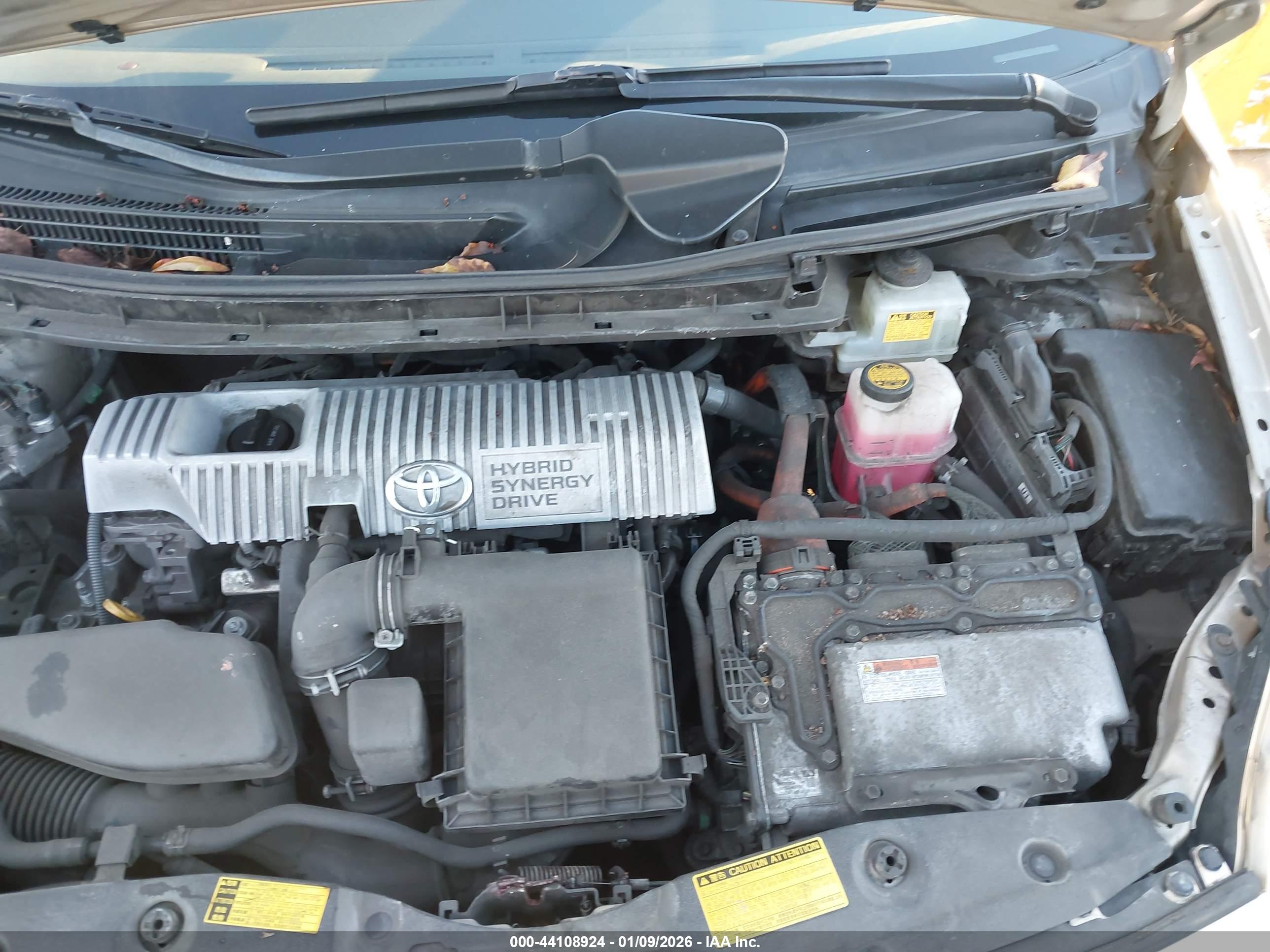 TOYOTA PRIUS image 10