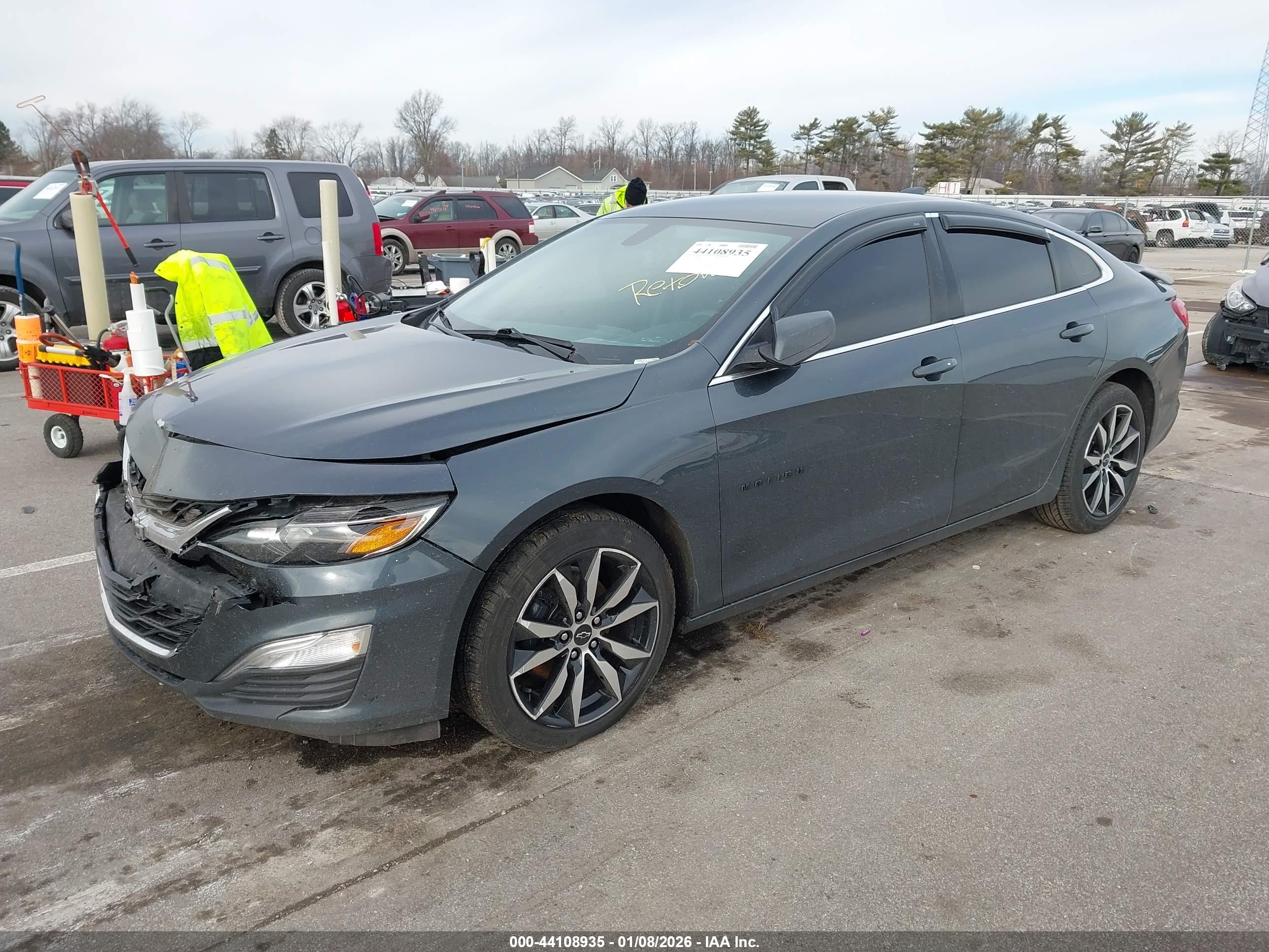 CHEVROLET MALIBU image 2