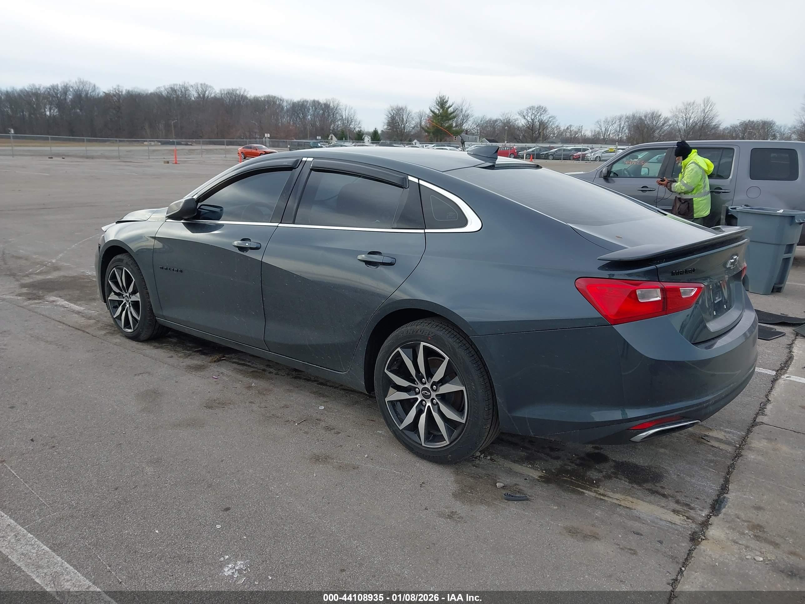 CHEVROLET MALIBU image 3