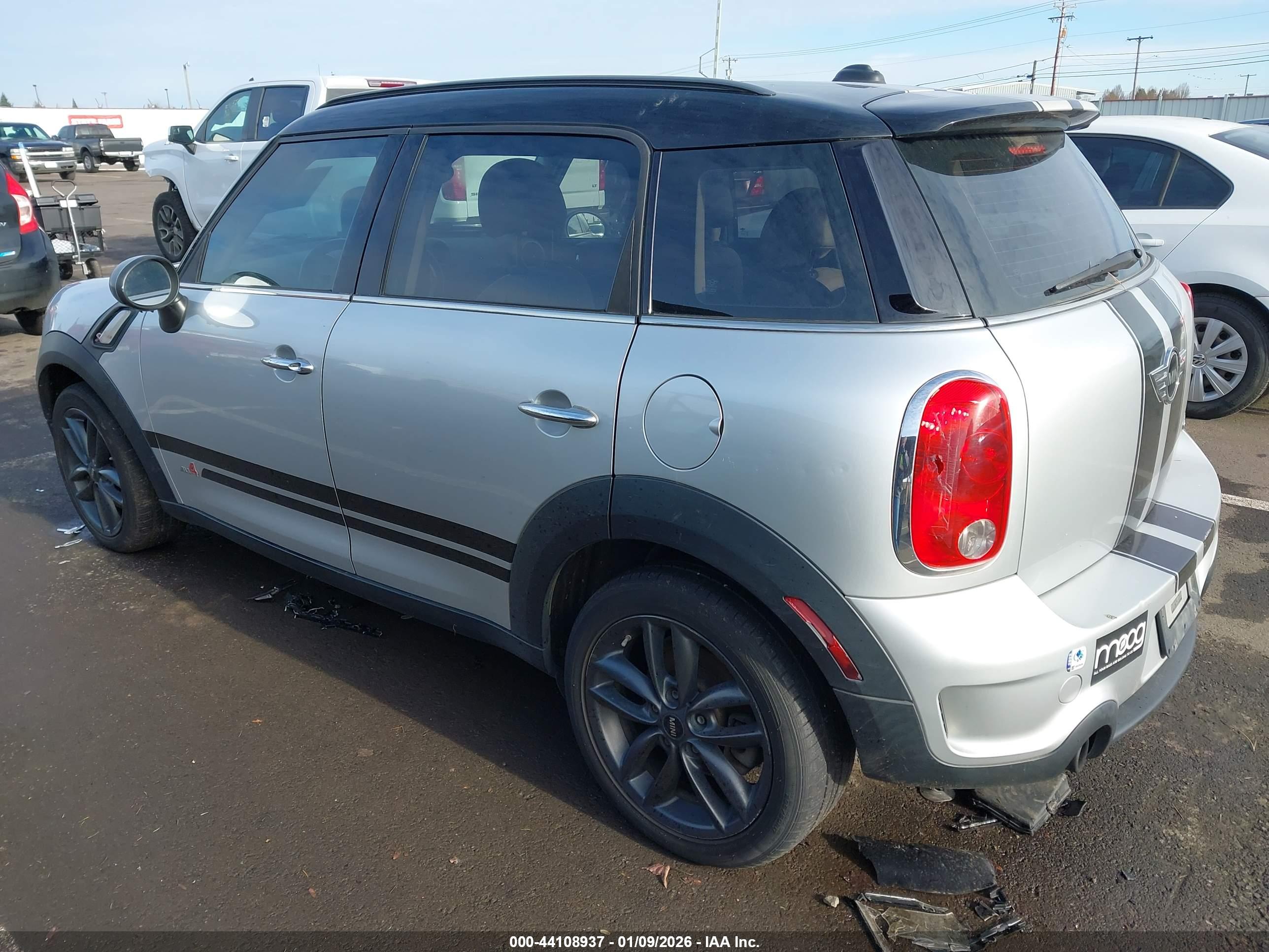 MINI COOPER image 3