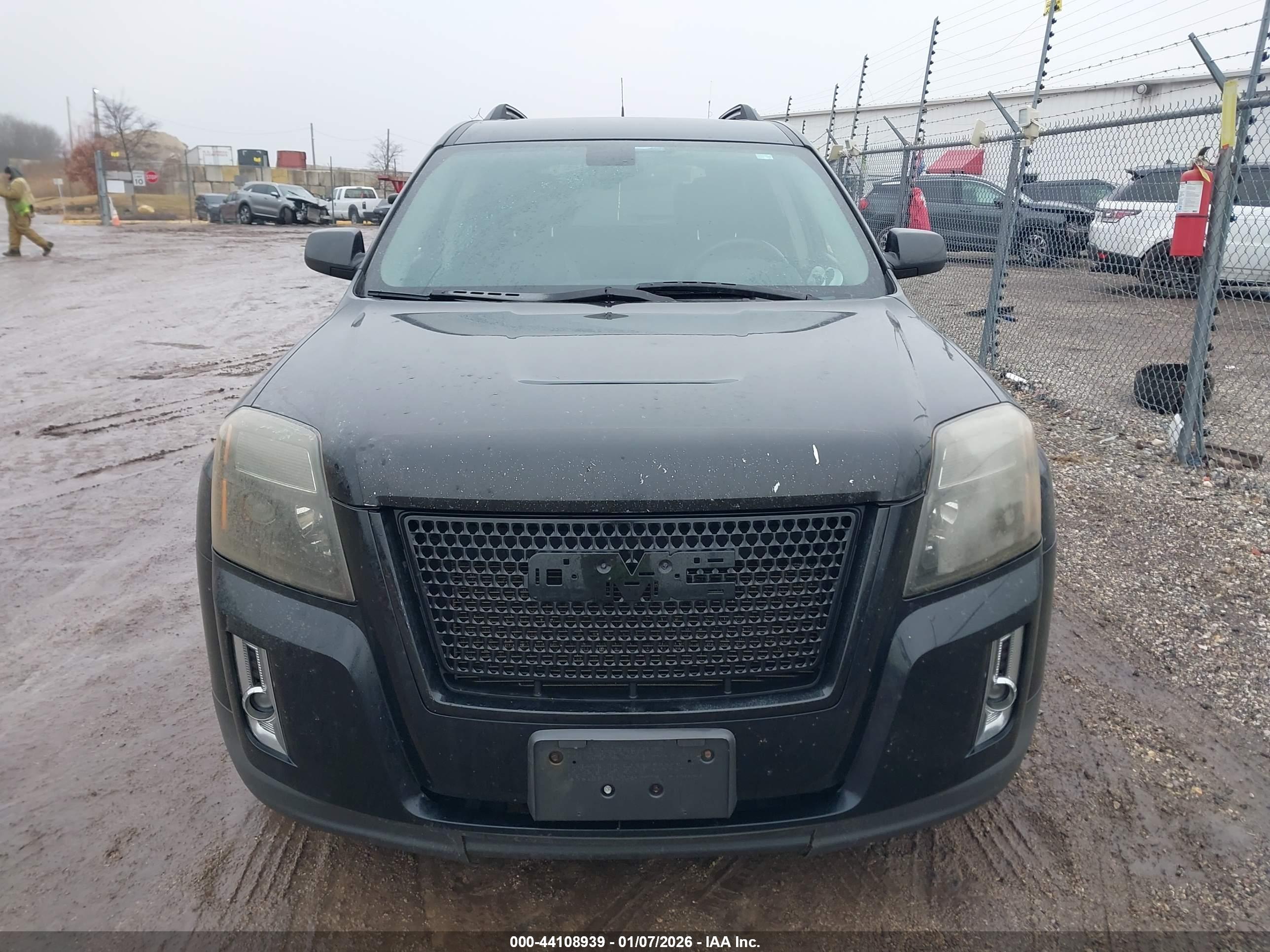 GMC TERRAIN image 6