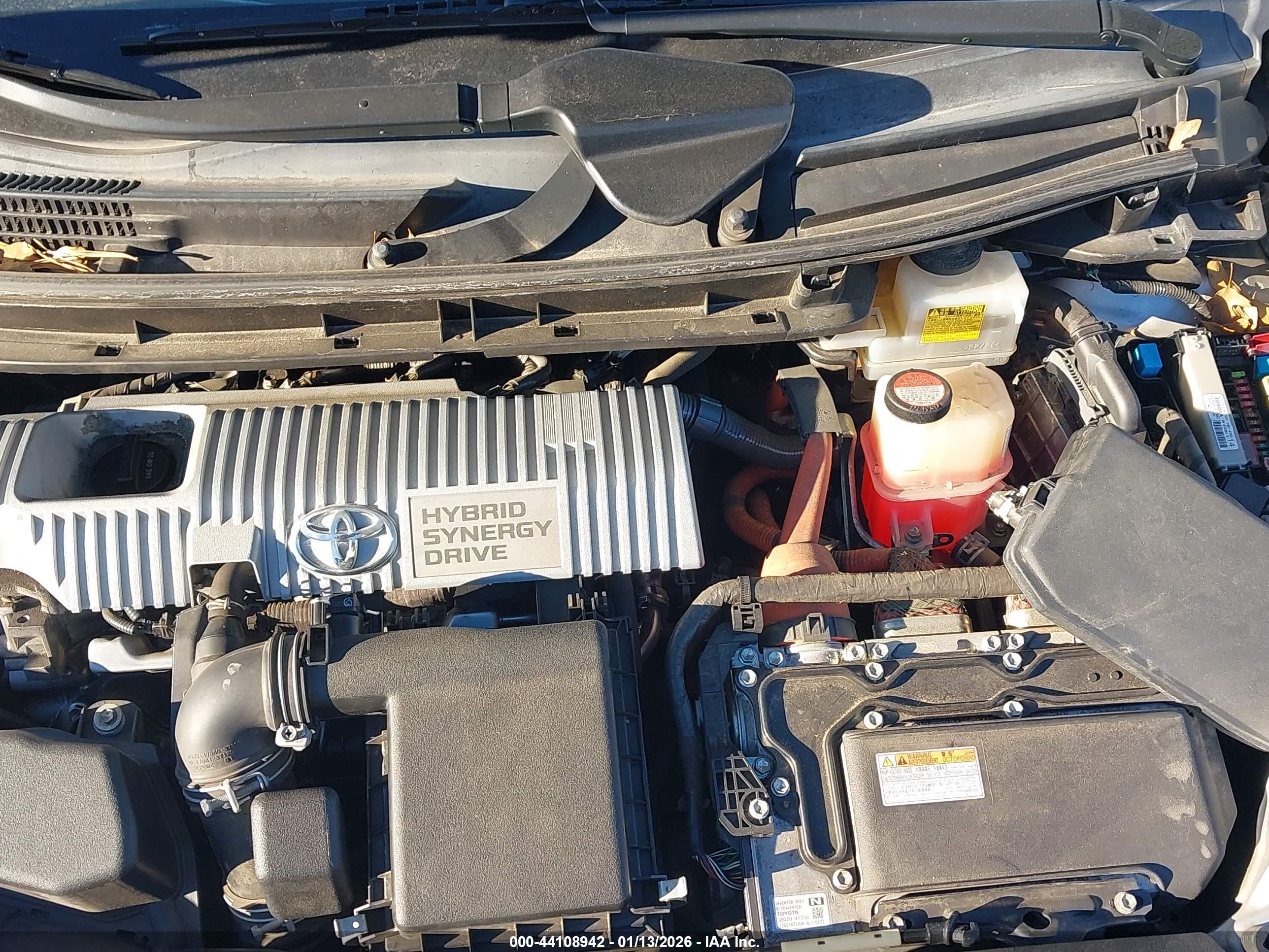 TOYOTA PRIUS image 10