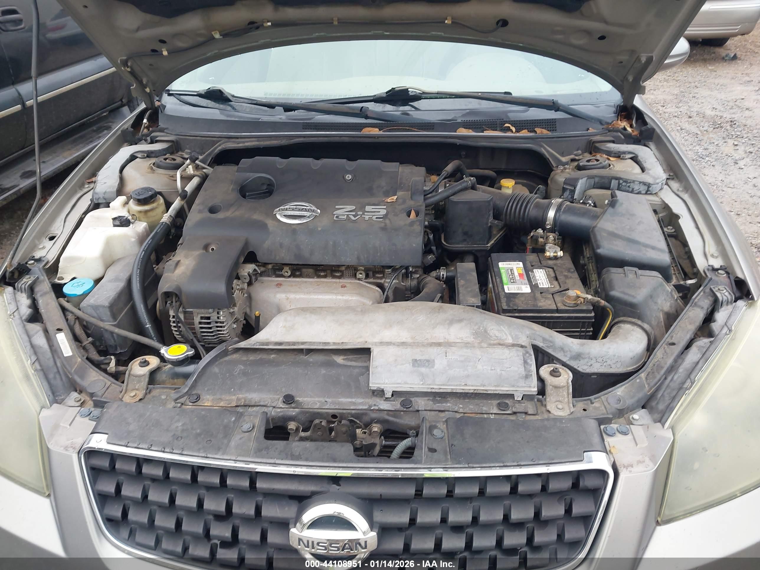 NISSAN ALTIMA image 10