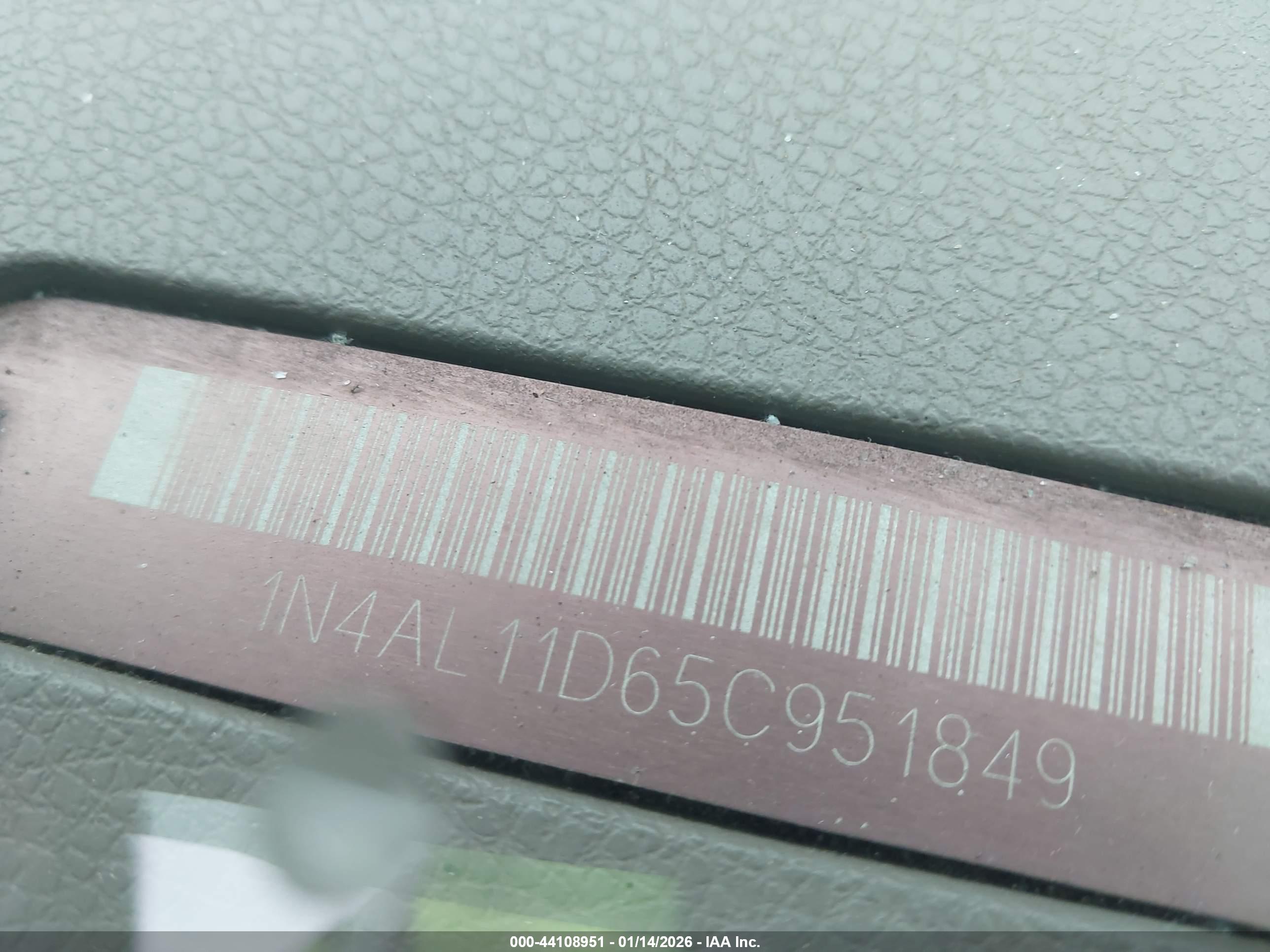 NISSAN ALTIMA image 9