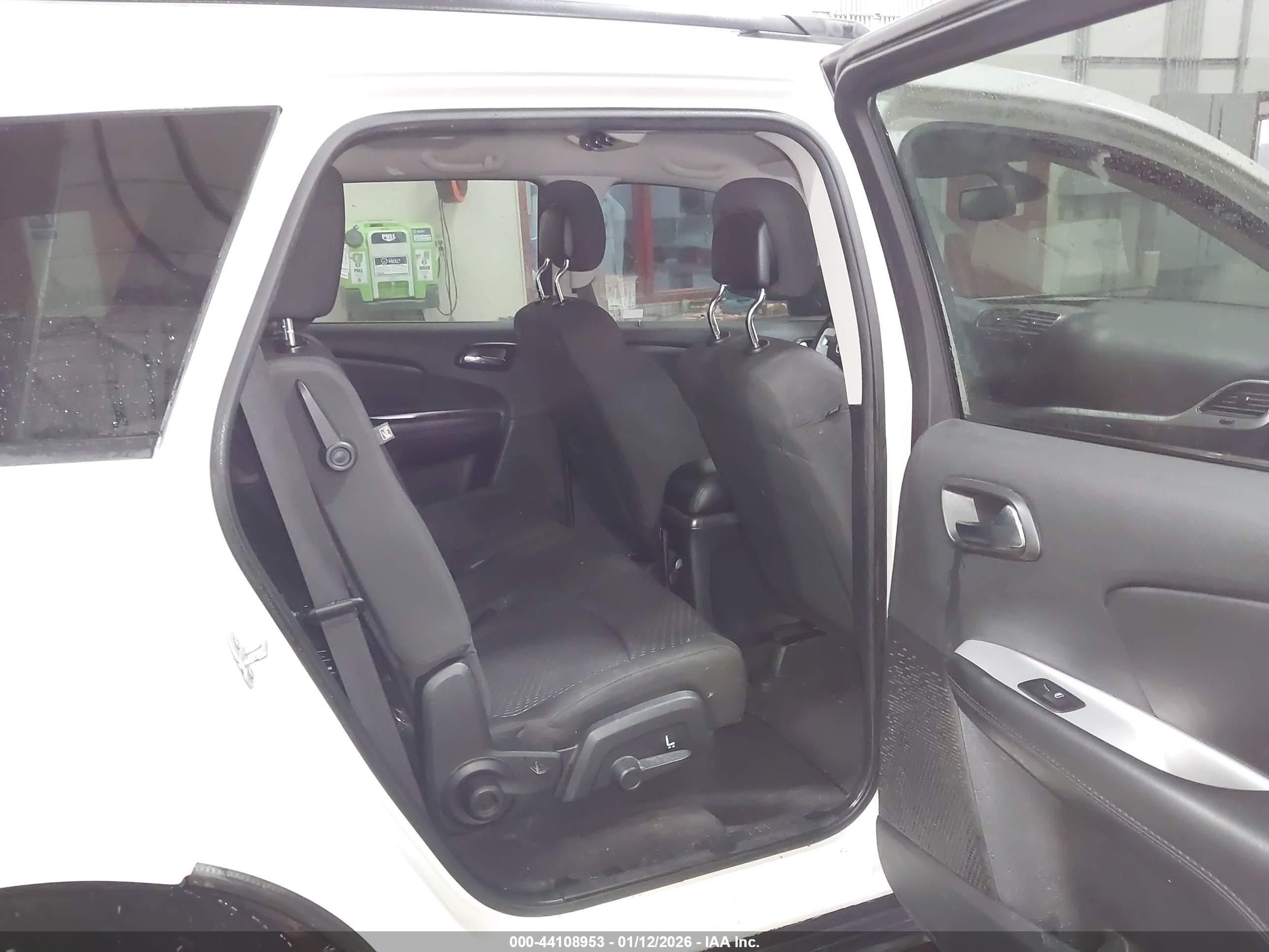 DODGE JOURNEY image 8