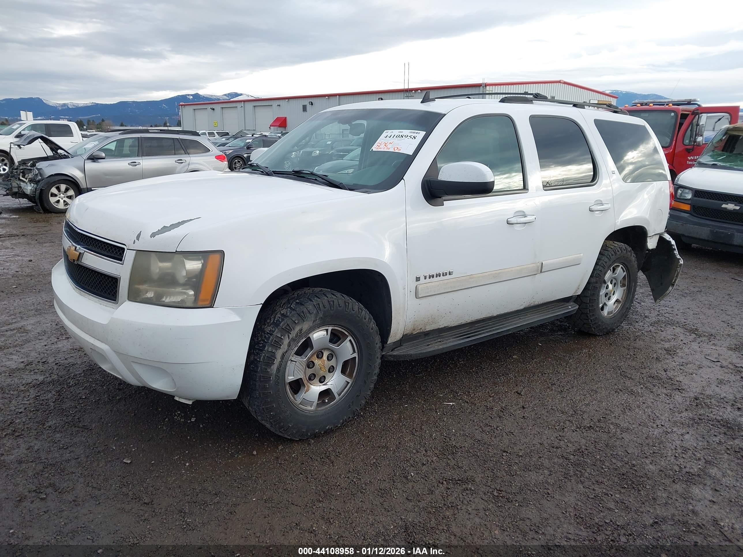 CHEVROLET TAHOE image 2