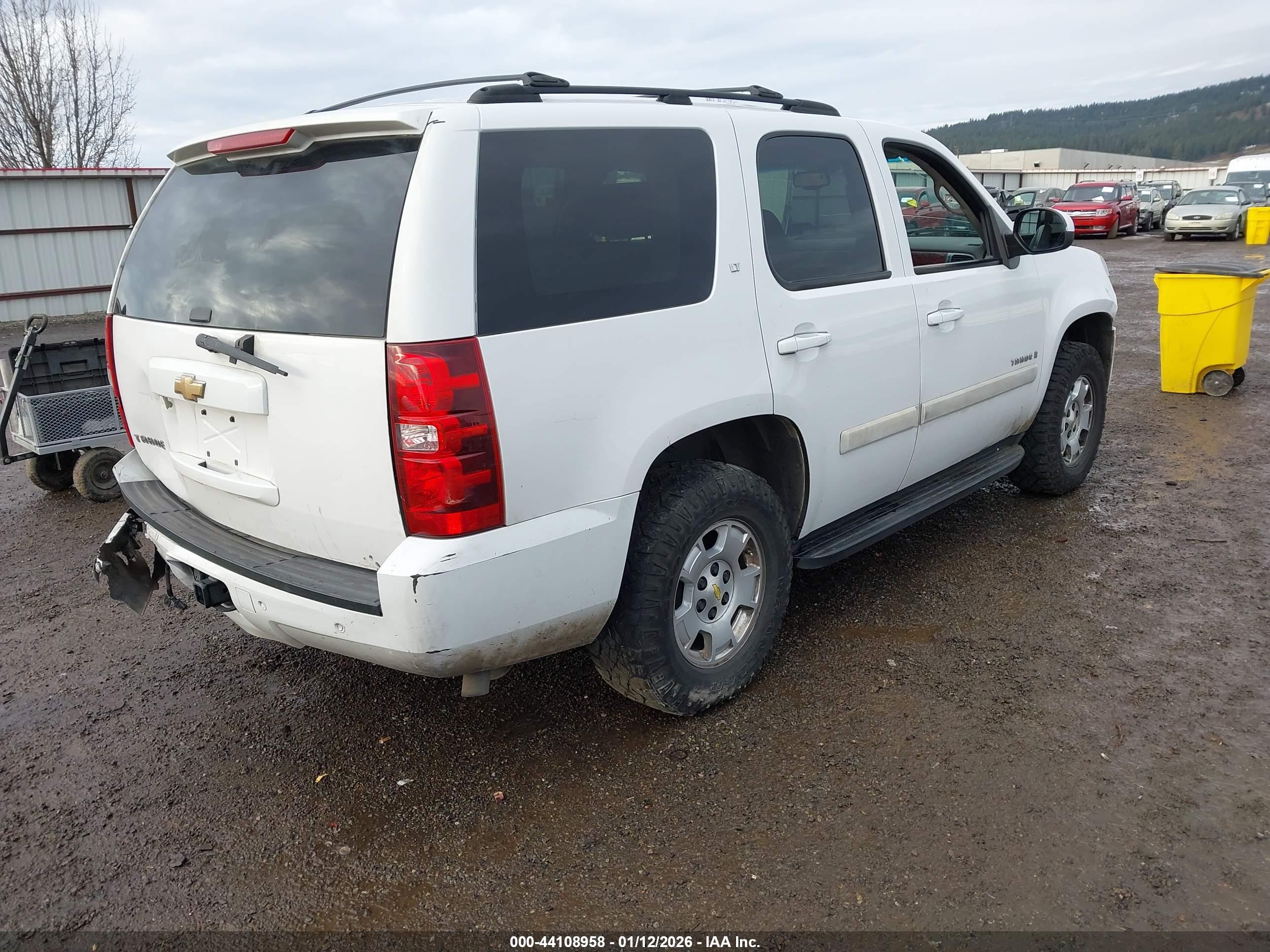 CHEVROLET TAHOE image 4