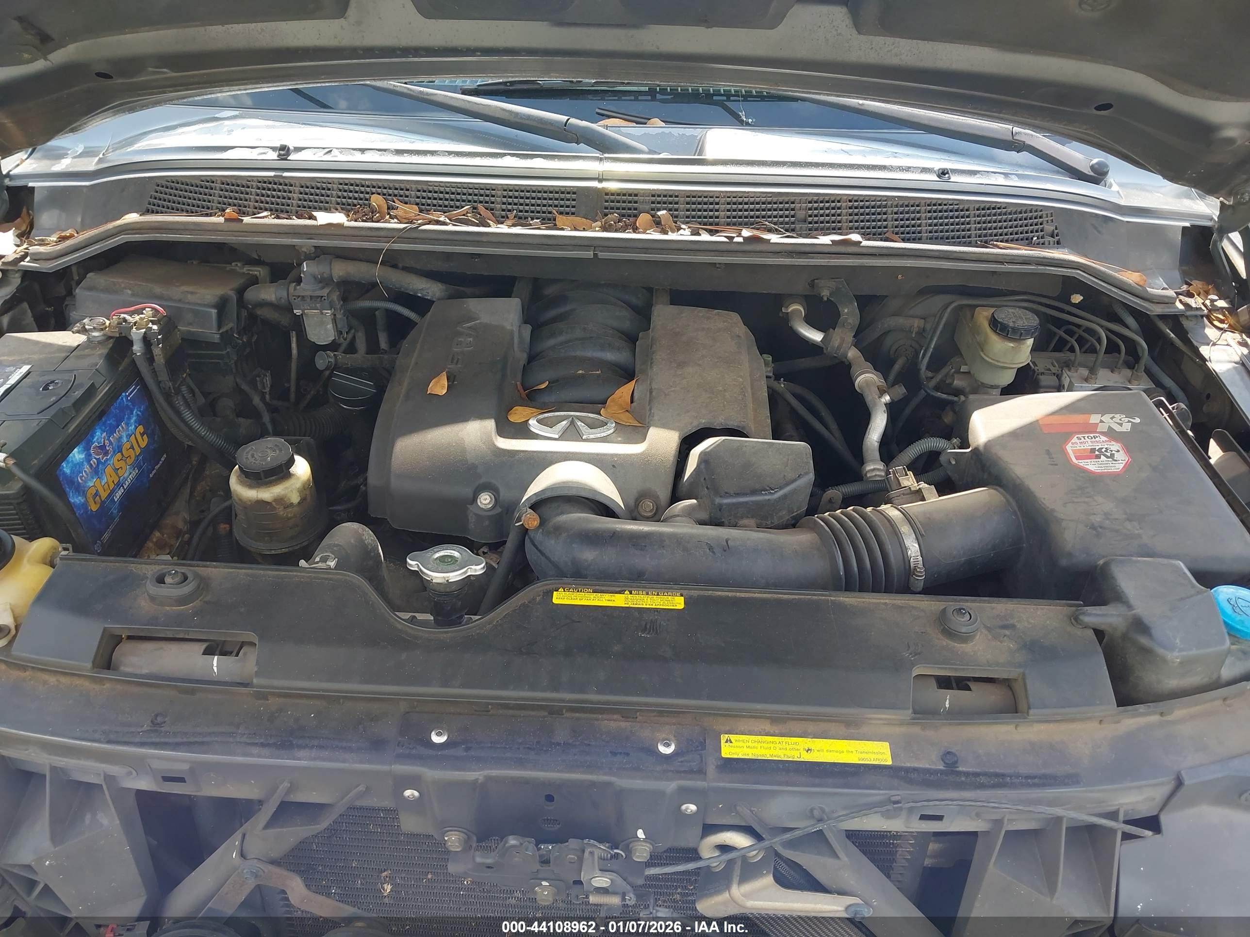INFINITI QX56 image 10
