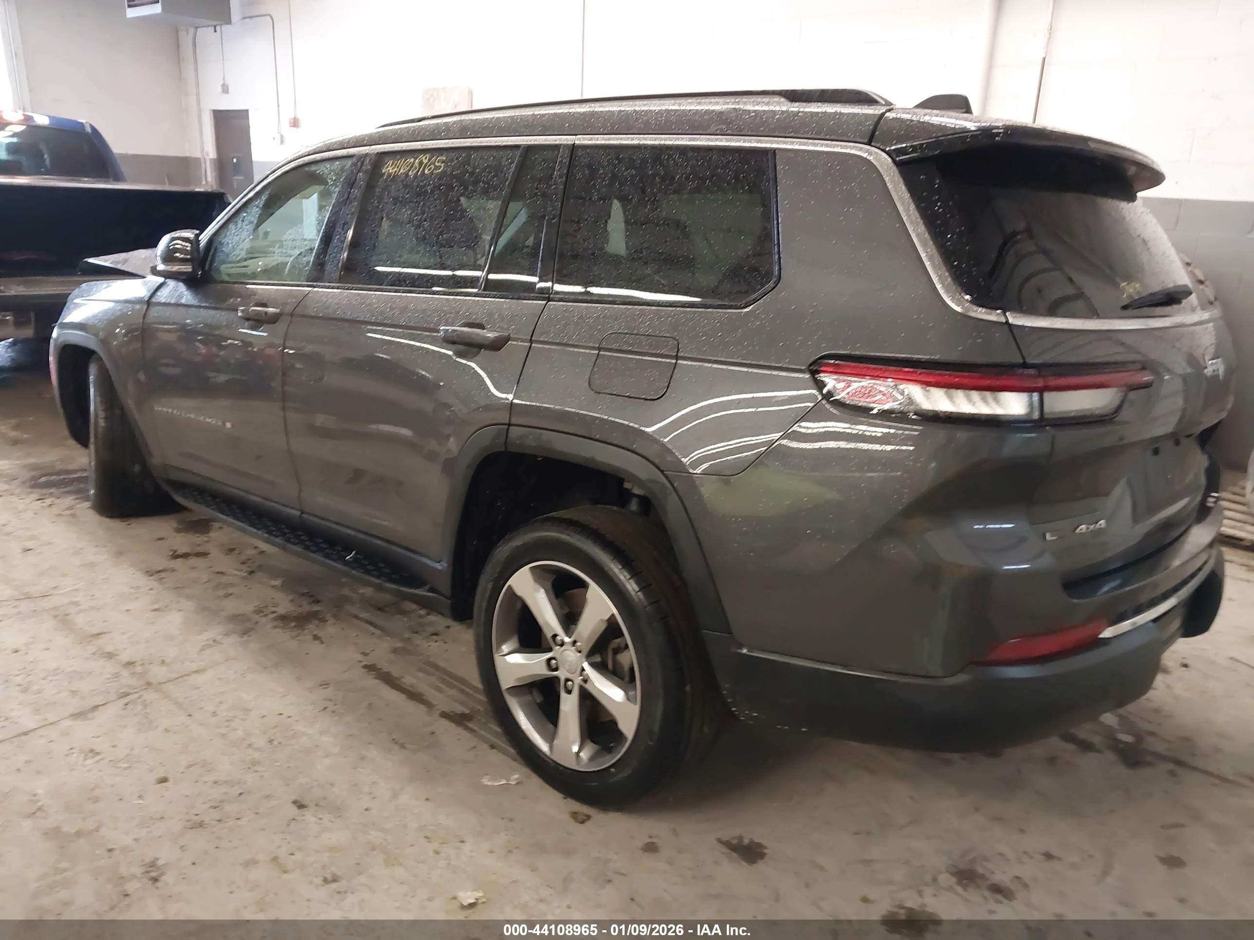 JEEP GRAND image 3