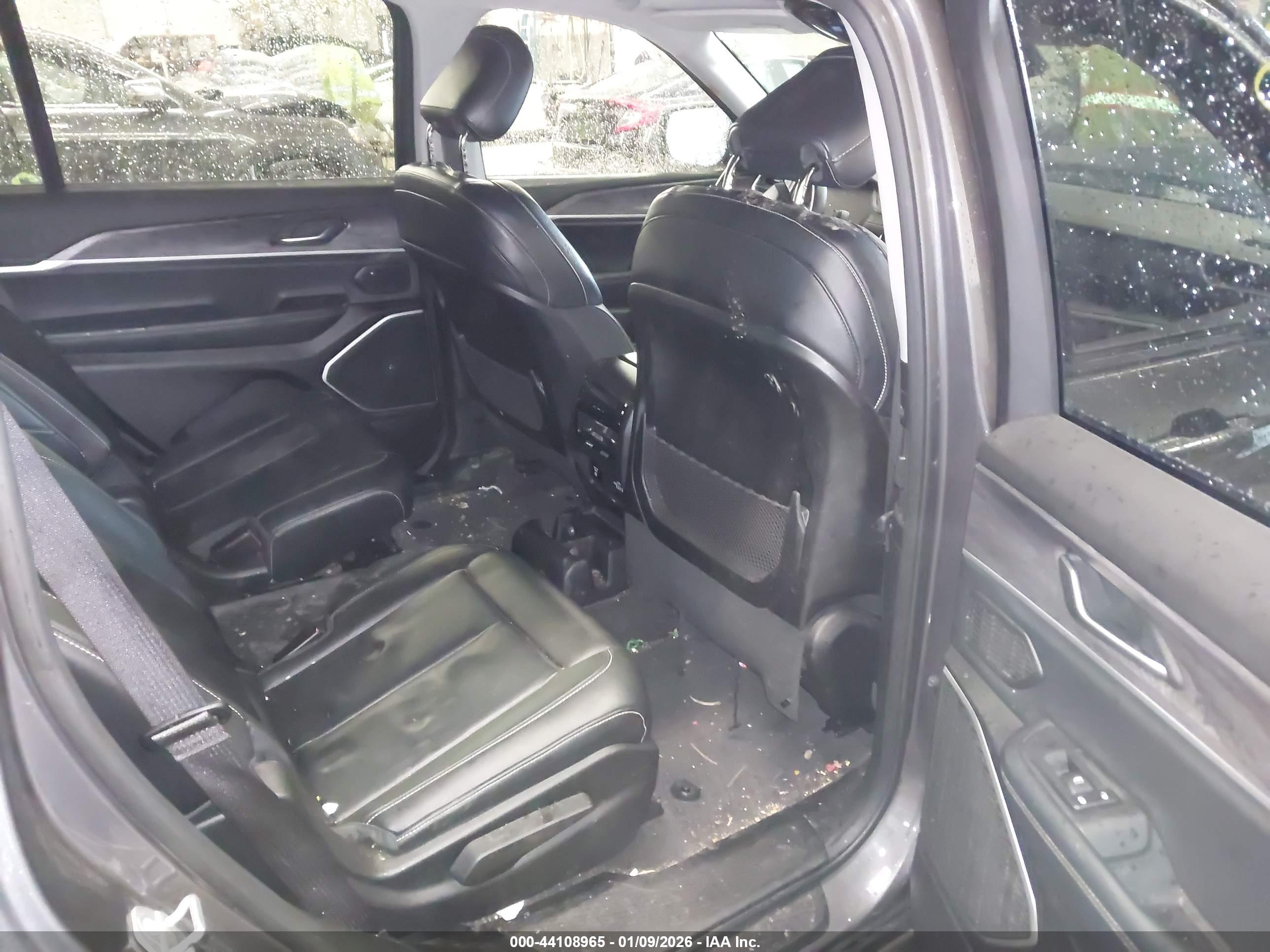 JEEP GRAND image 8