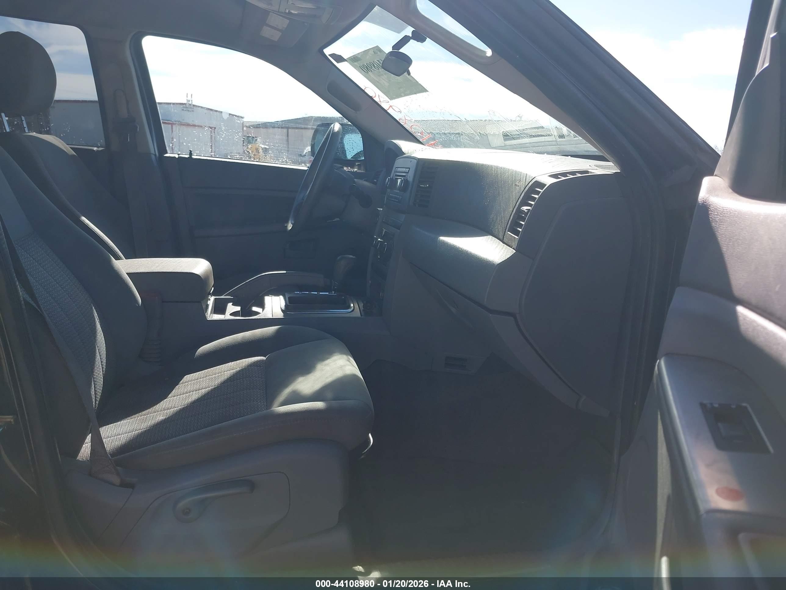 JEEP GRAND image 5