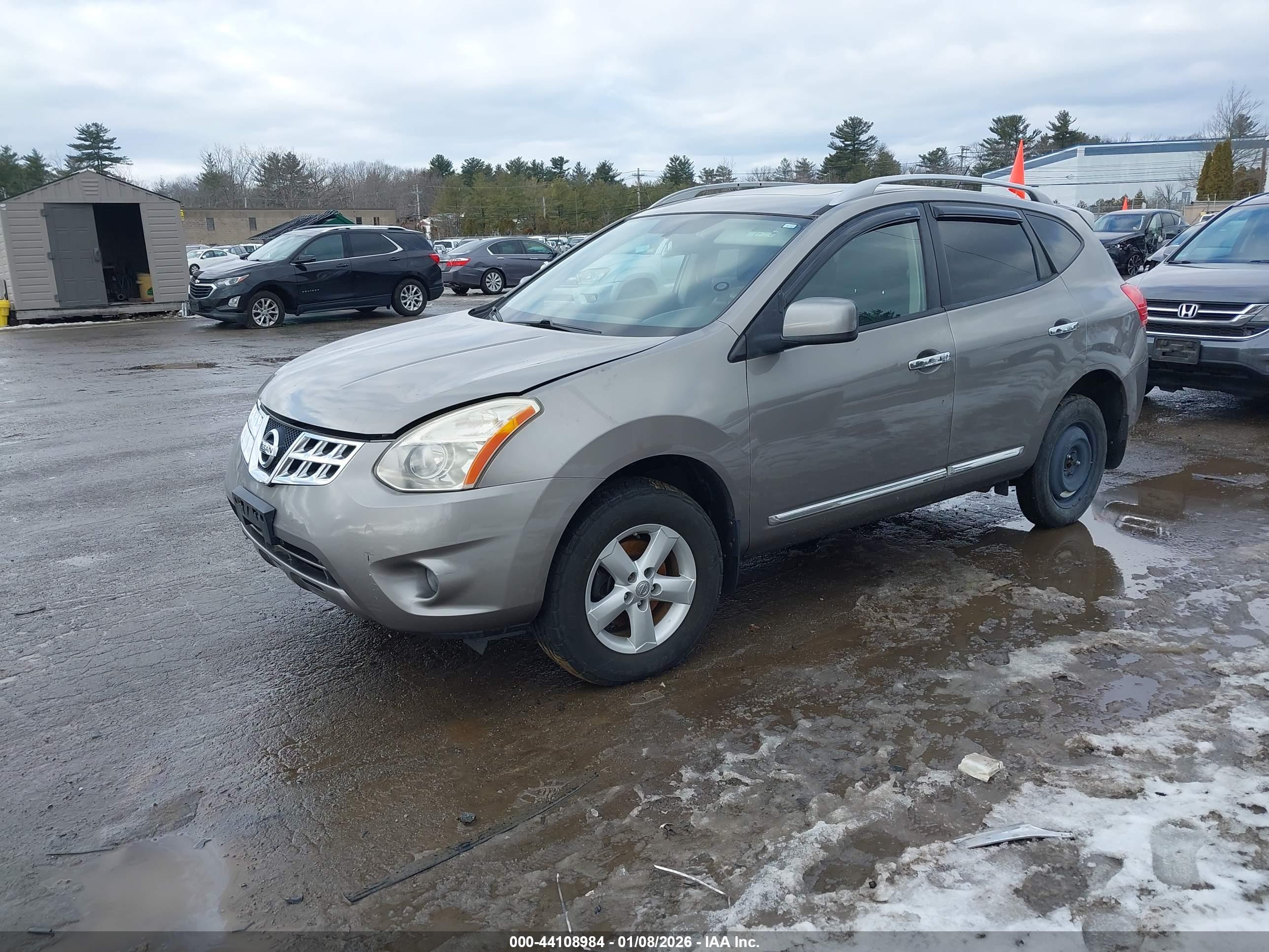 NISSAN ROGUE image 2
