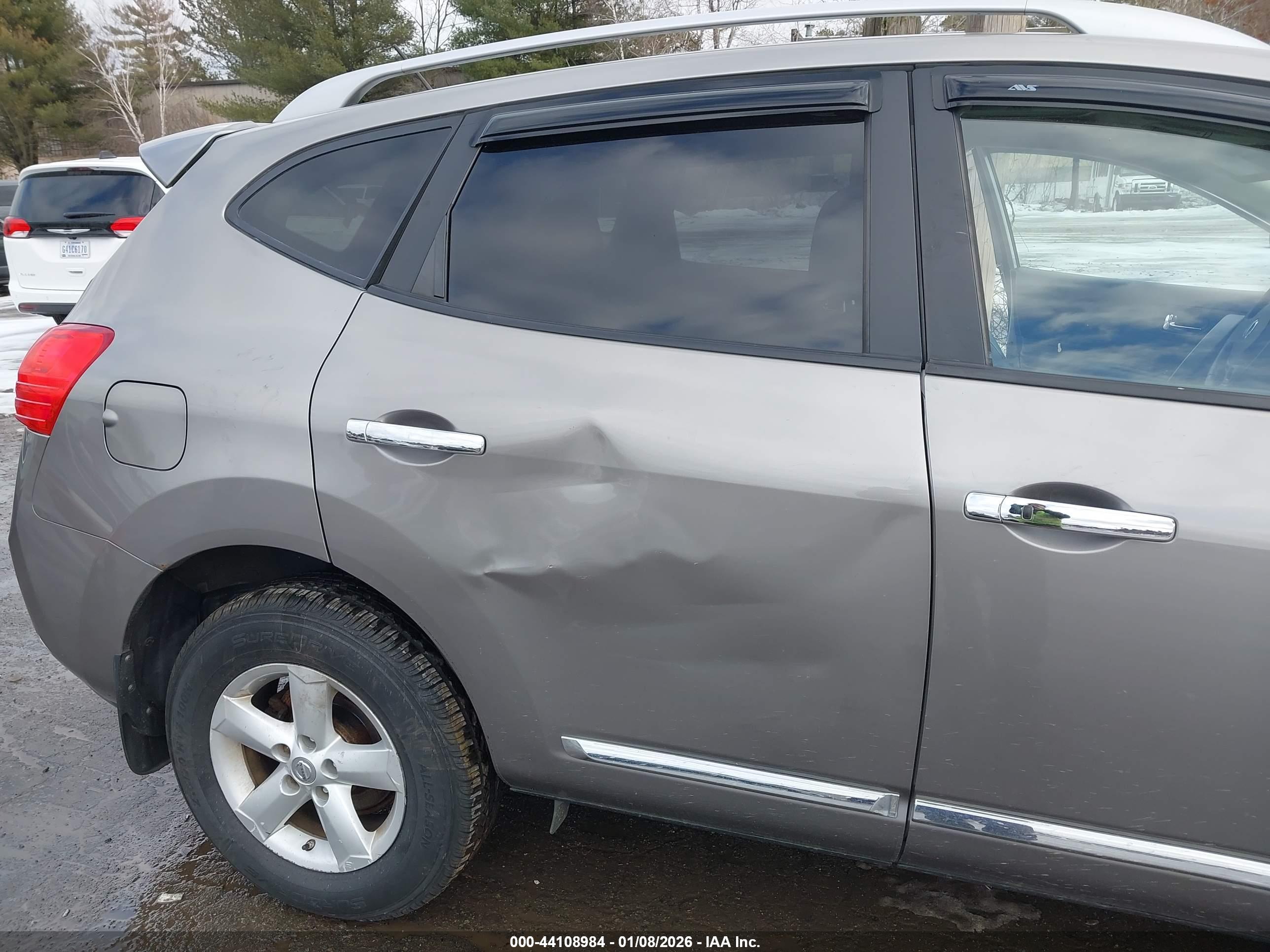 NISSAN ROGUE image 6