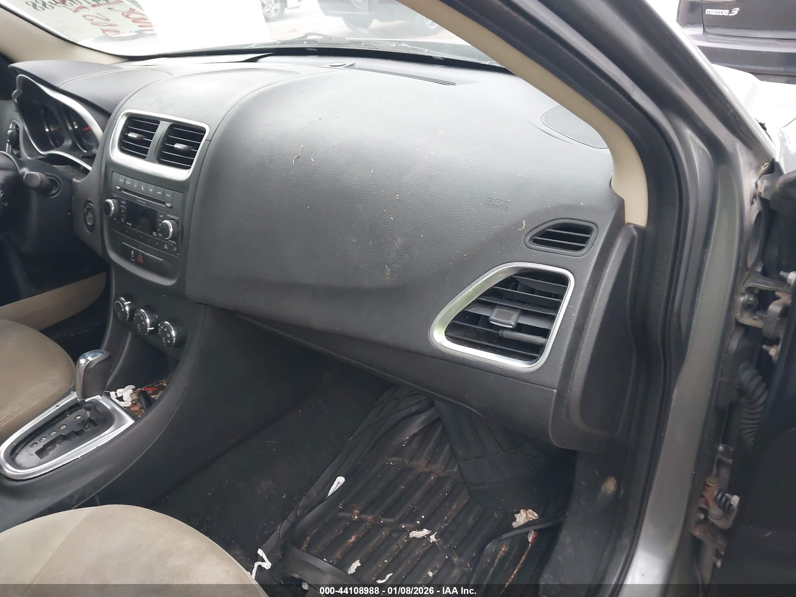 DODGE AVENGER image 5