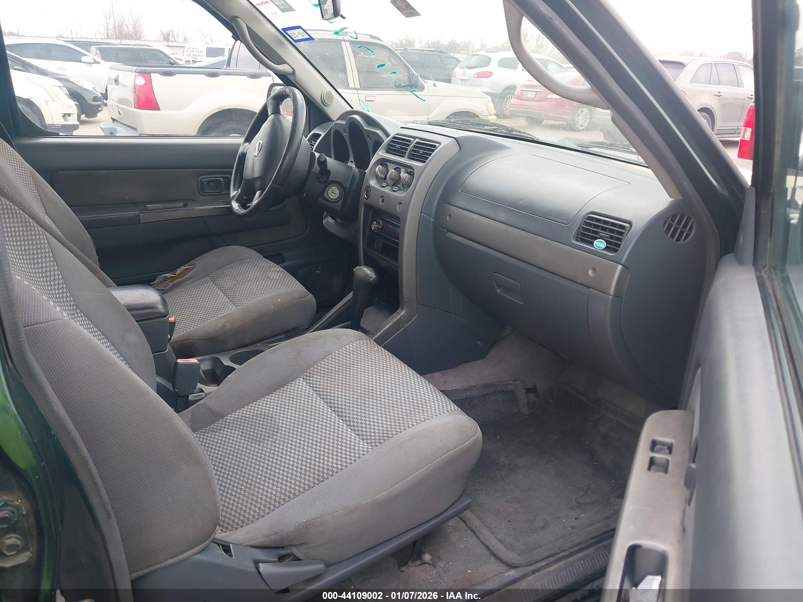 NISSAN FRONTIER image 5