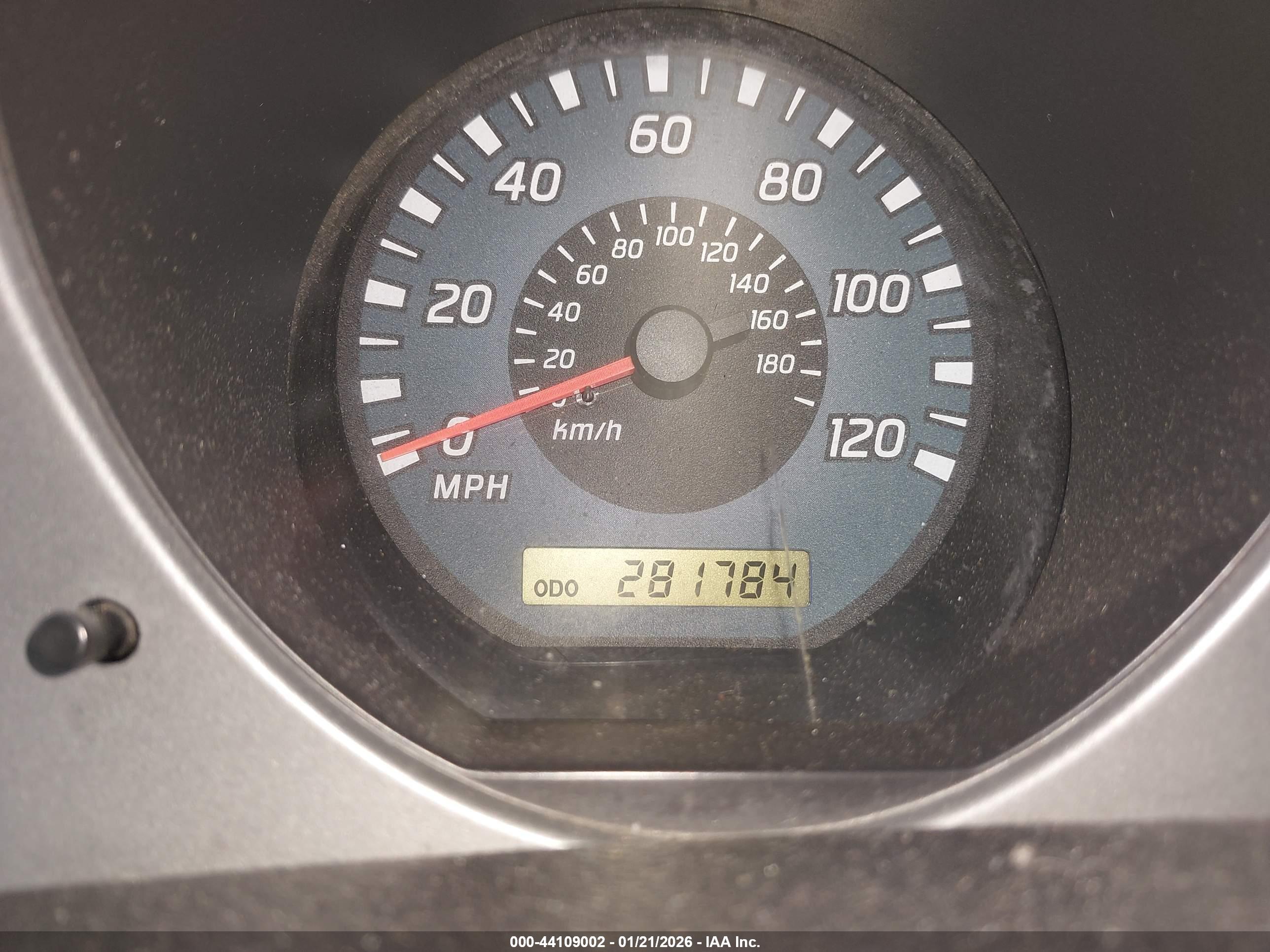 NISSAN FRONTIER image 7