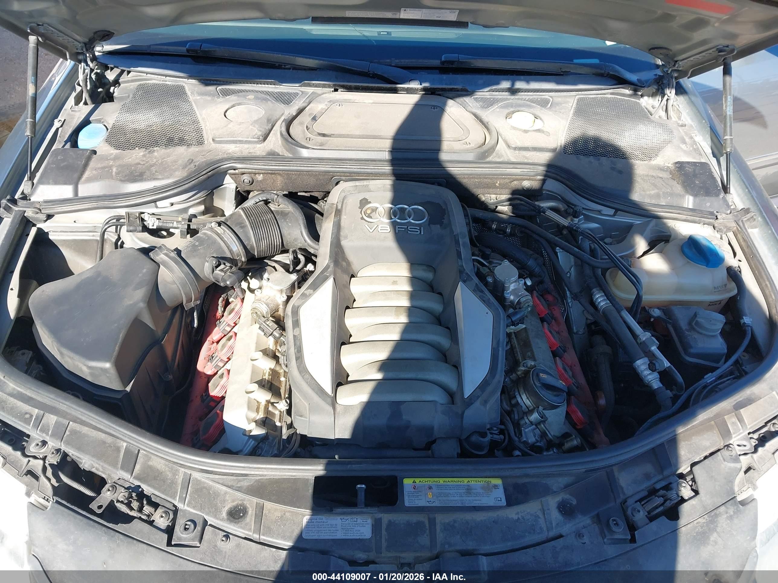 AUDI A8 image 10