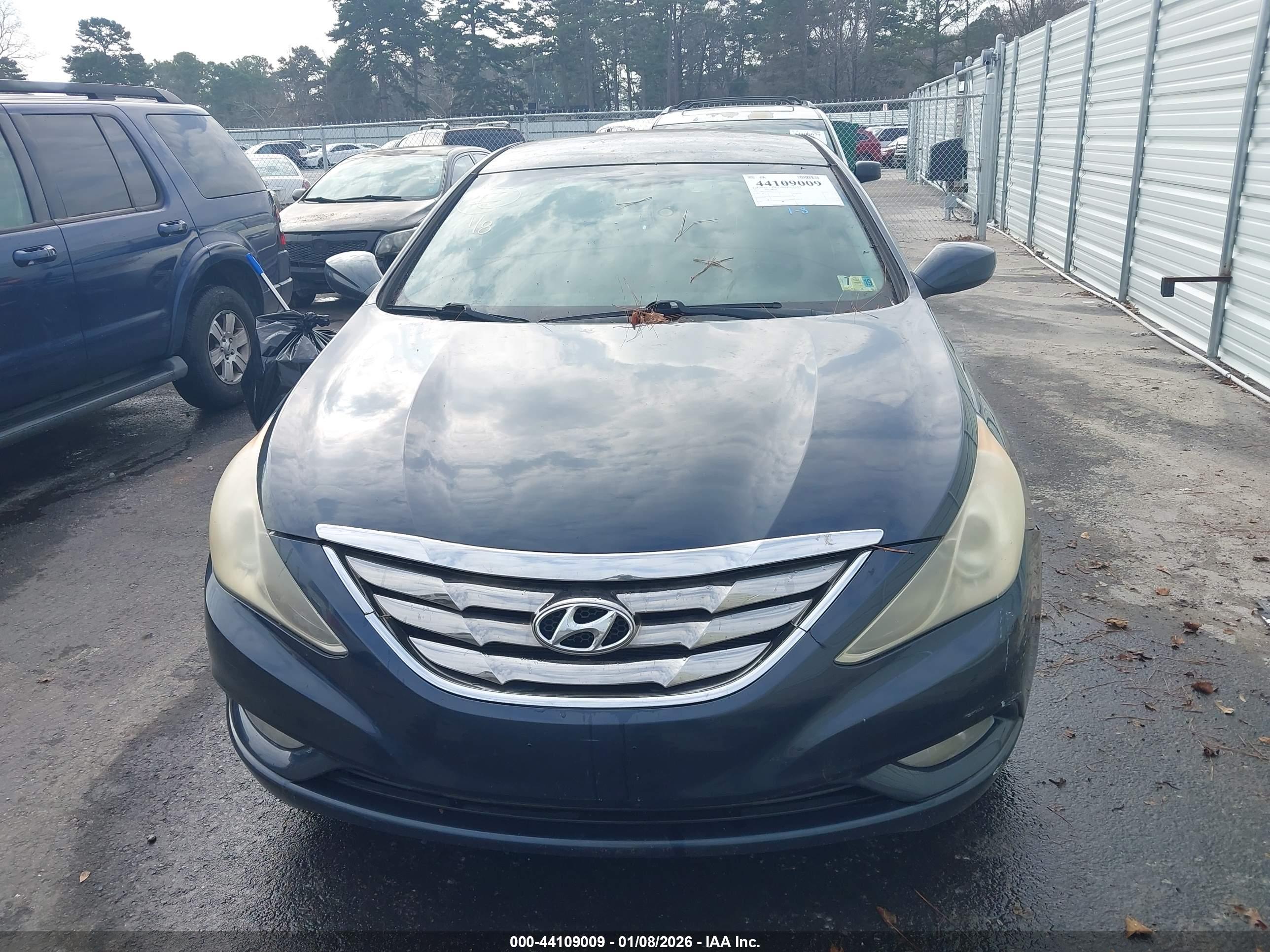 HYUNDAI SONATA image 6