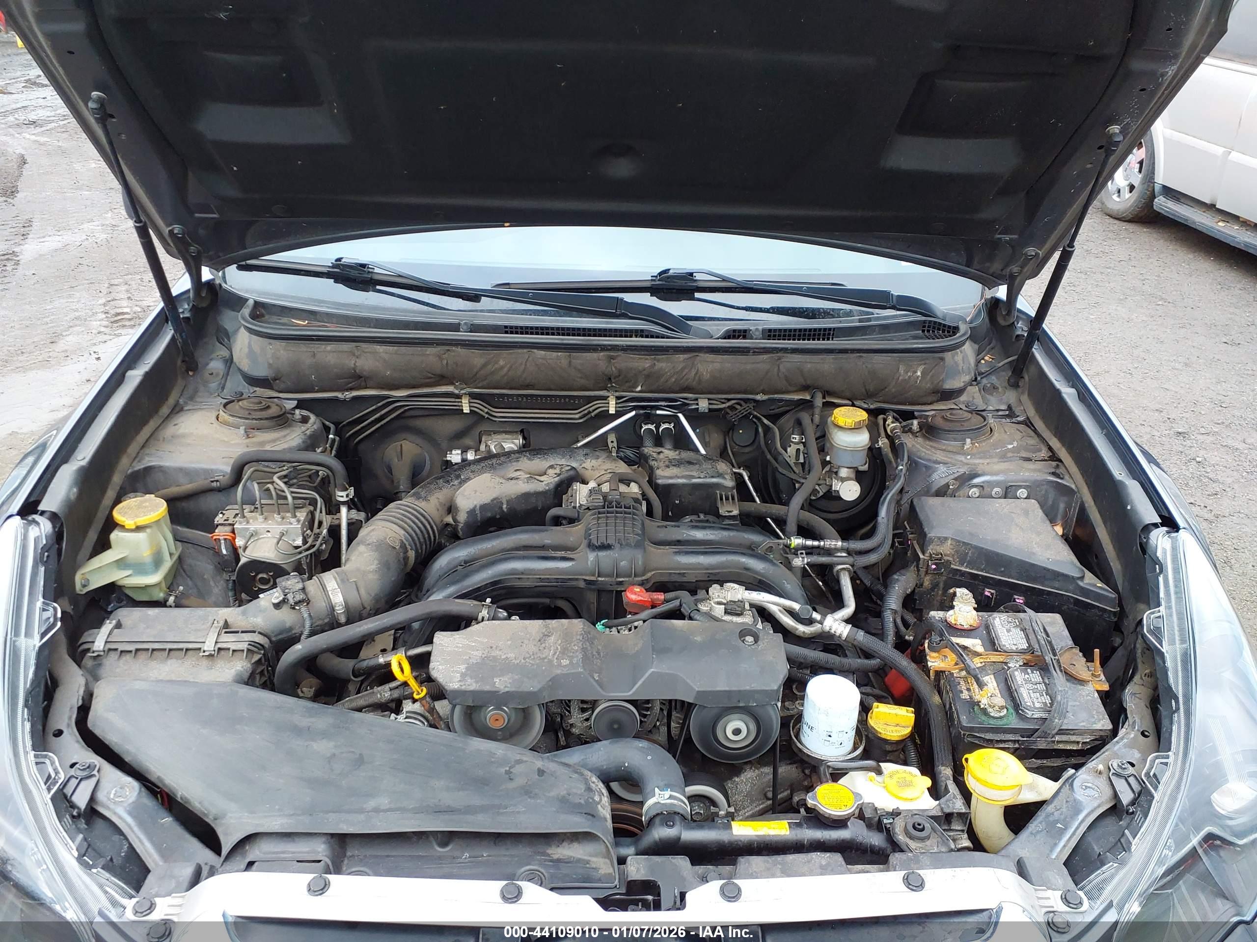 SUBARU OUTBACK image 10