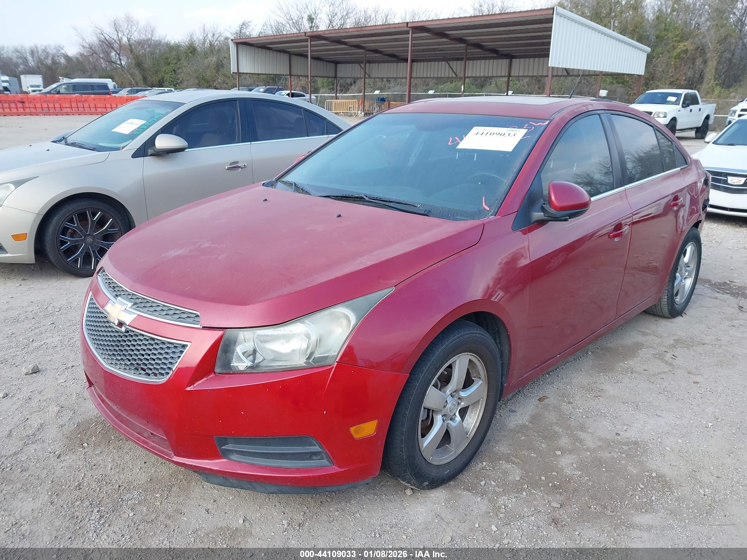 CHEVROLET CRUZE image 2