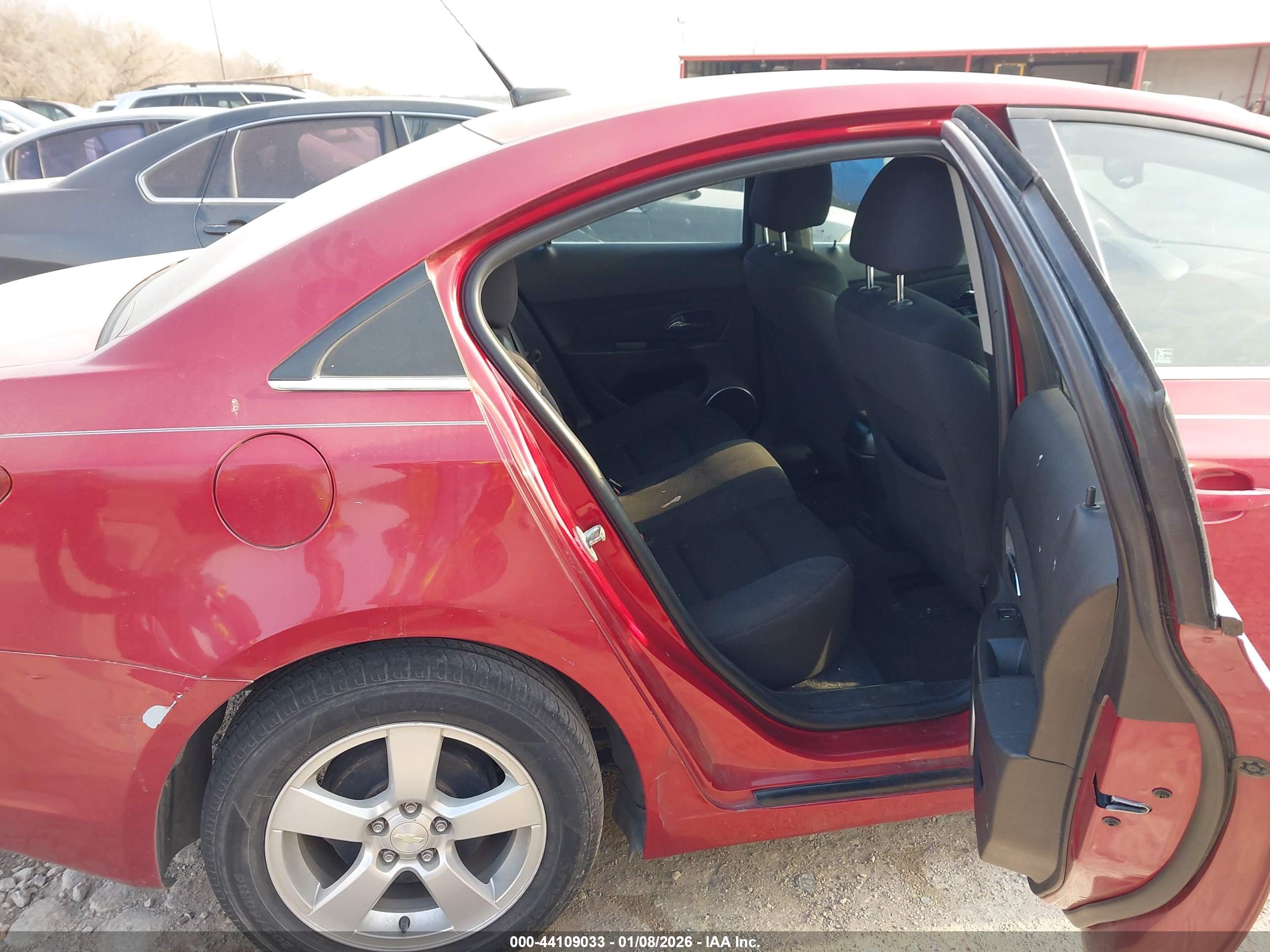 CHEVROLET CRUZE image 8