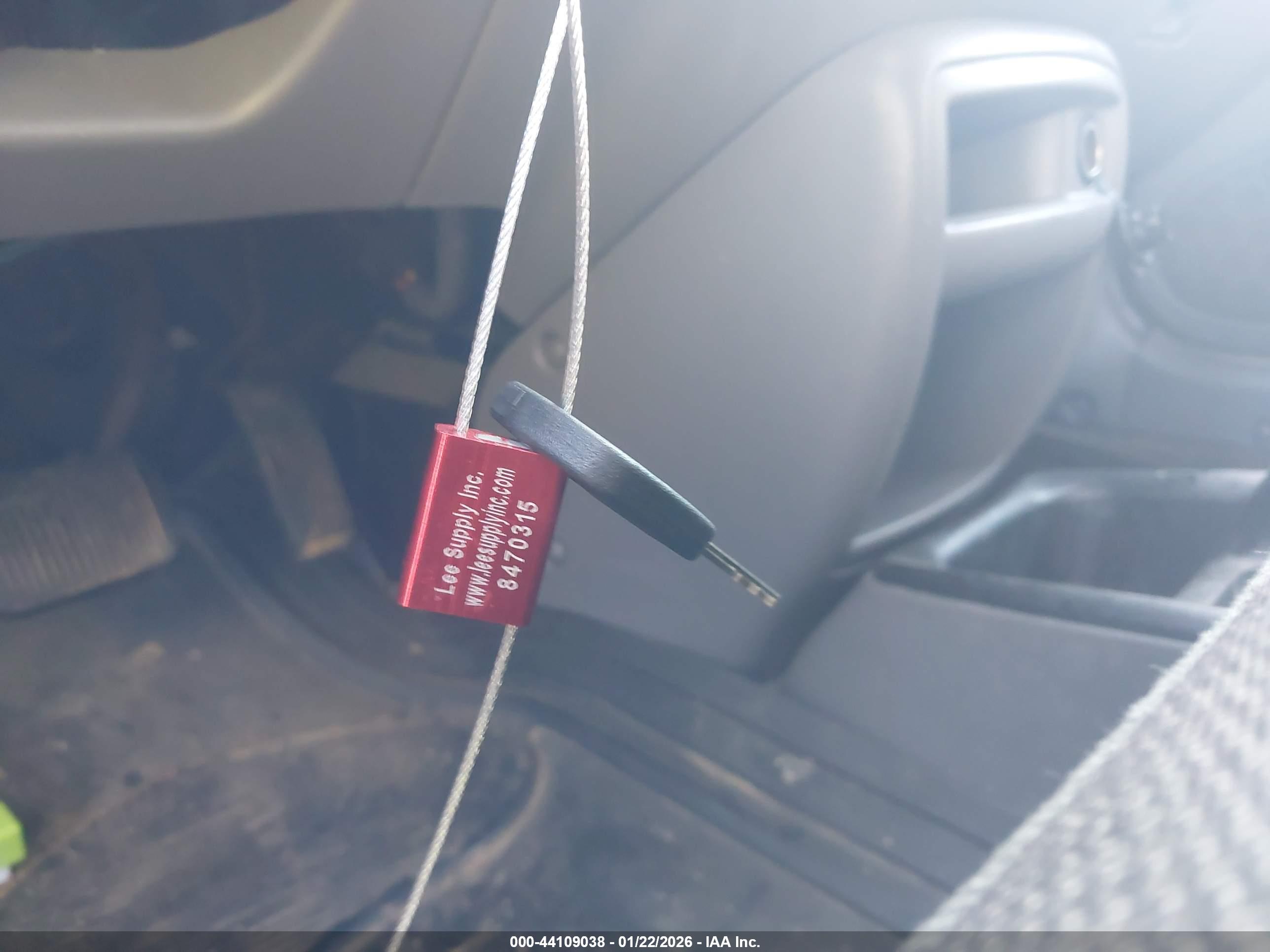 FORD ESCAPE image 11