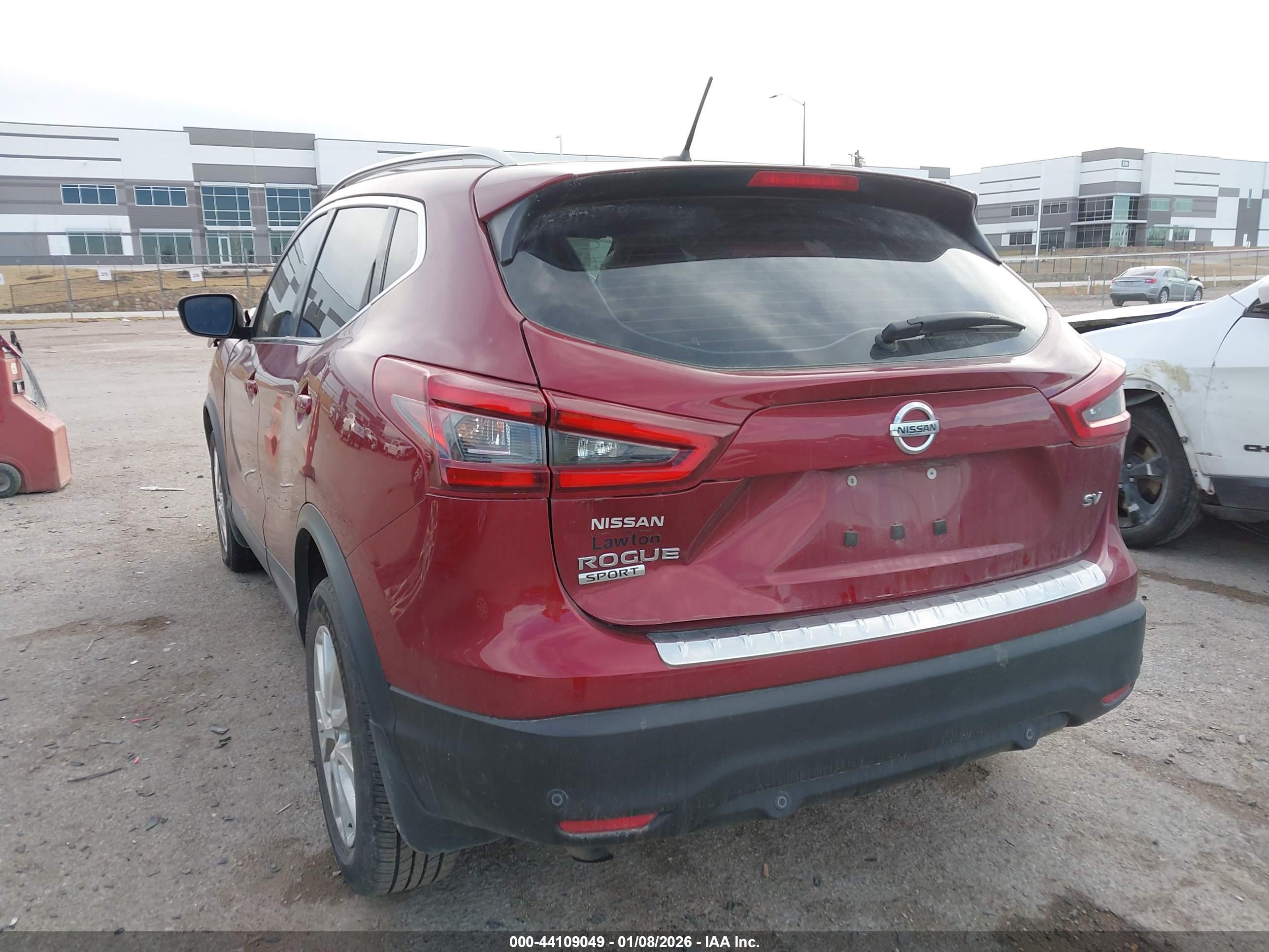NISSAN ROGUE image 3