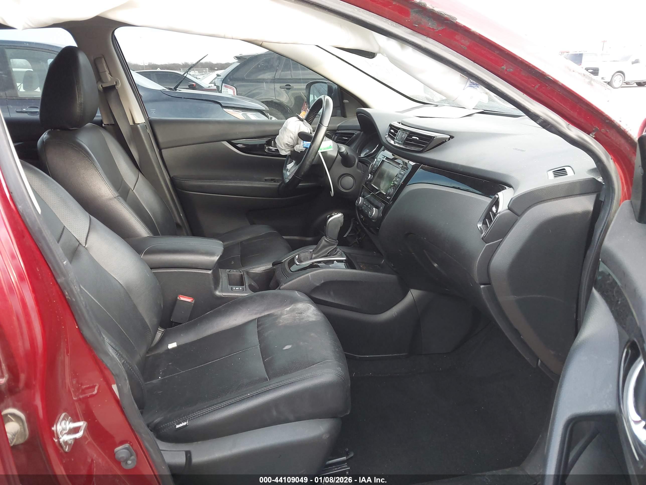 NISSAN ROGUE image 5