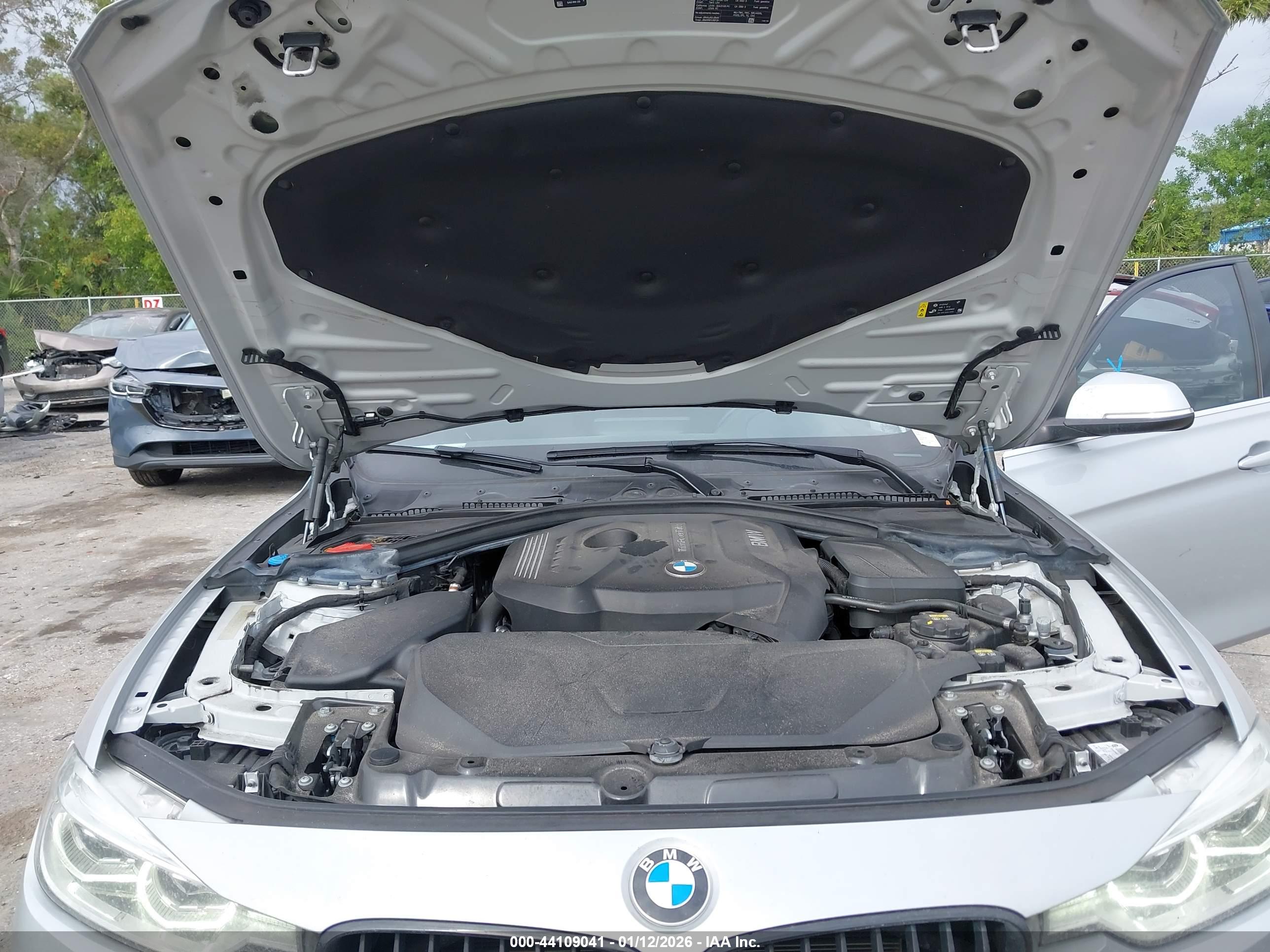BMW 330I image 10