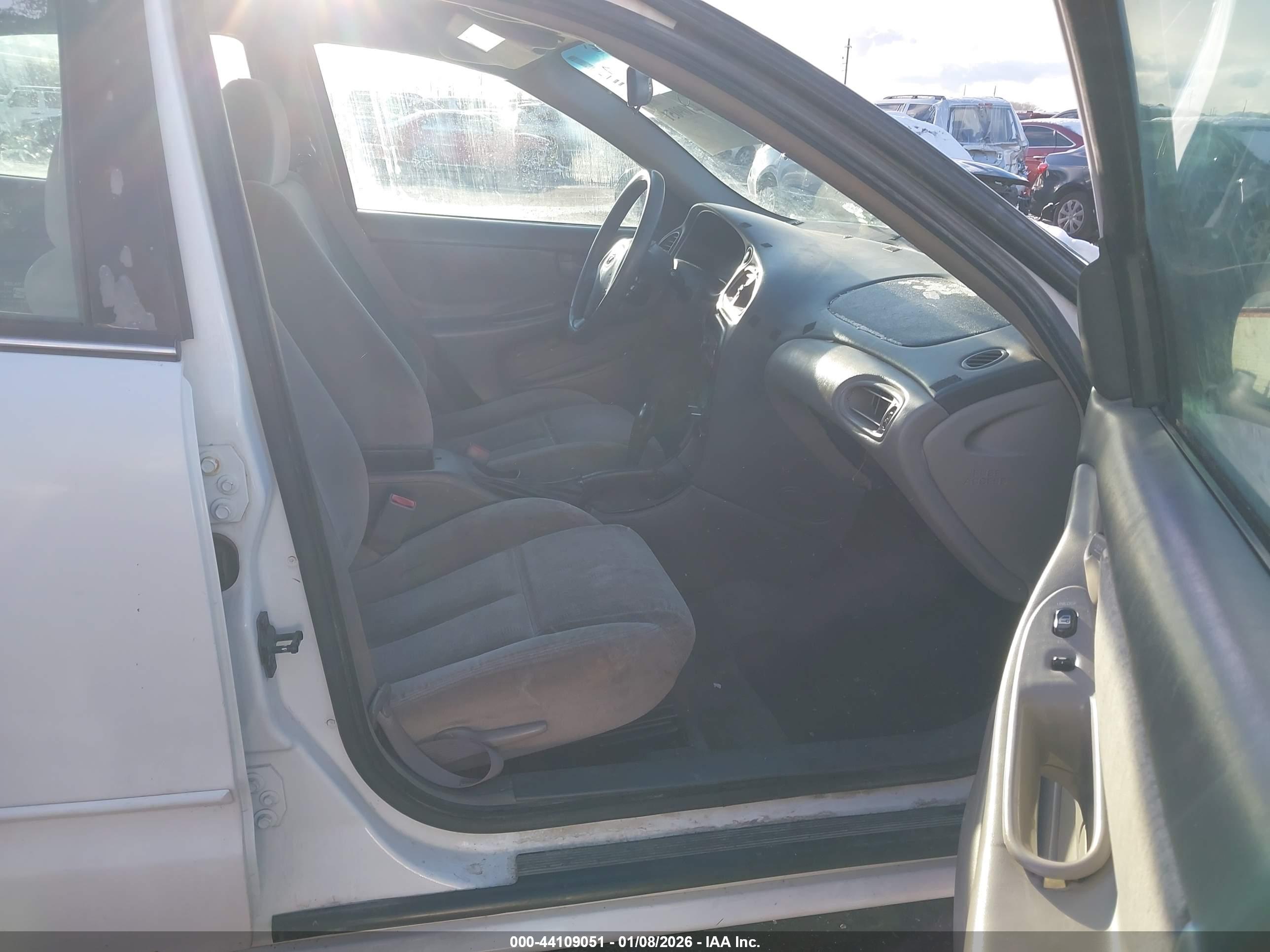 OLDSMOBILE ALERO image 5