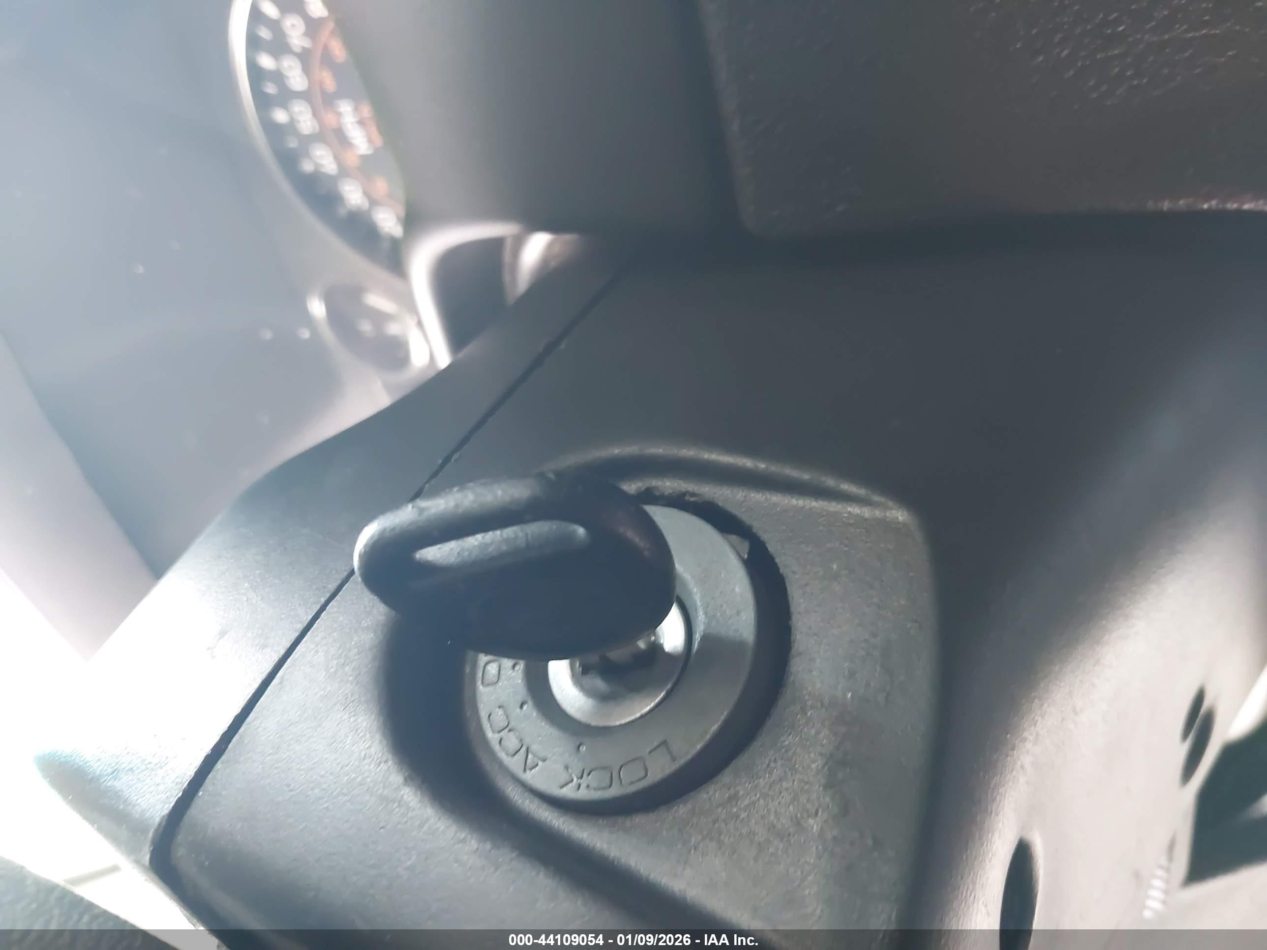HUMMER H3 image 11