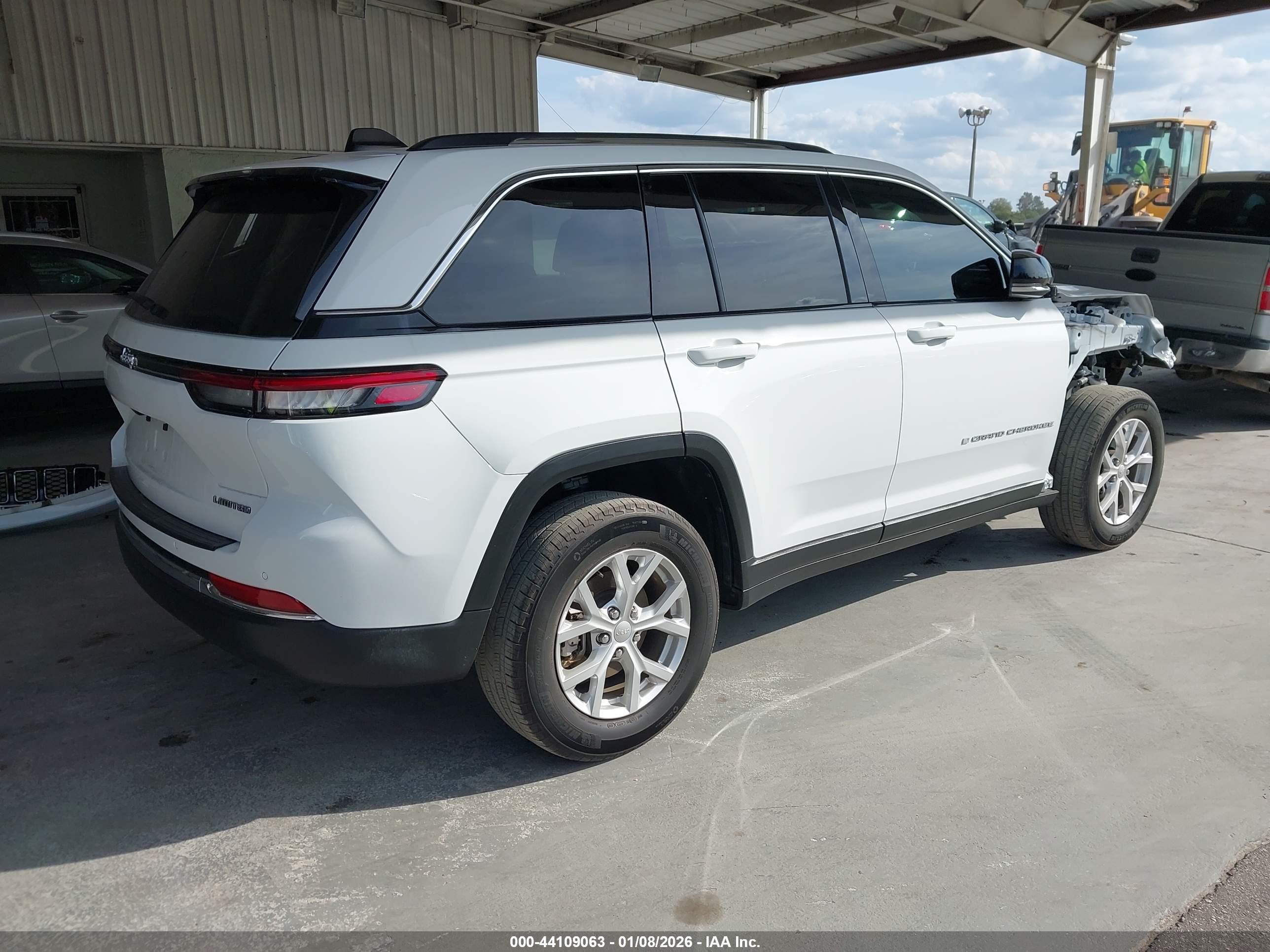 JEEP GRAND image 4