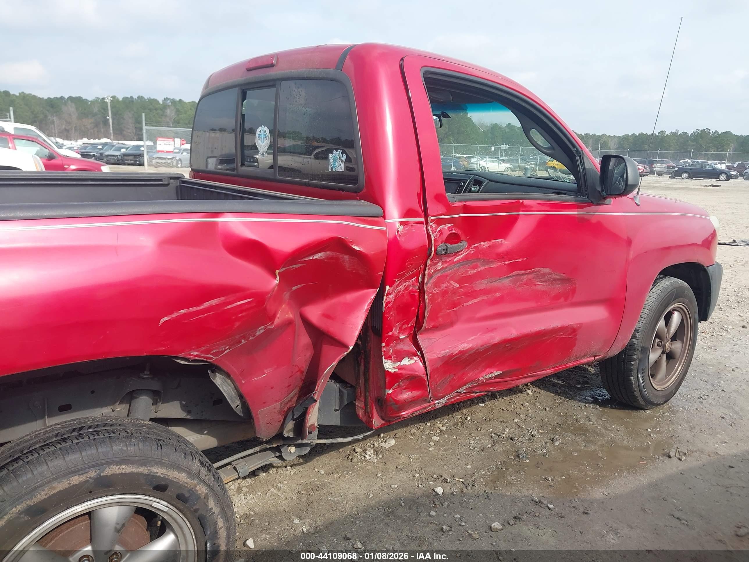 TOYOTA TACOMA image 6