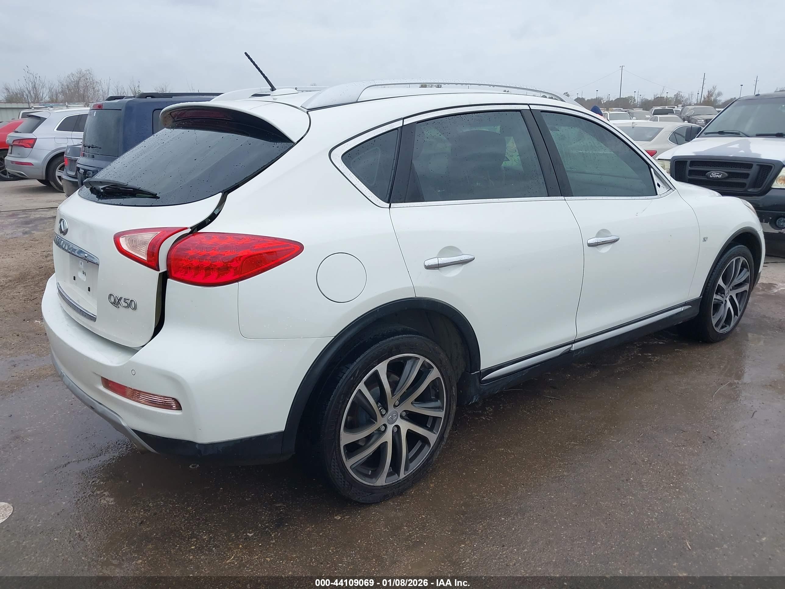 INFINITI QX50 image 4