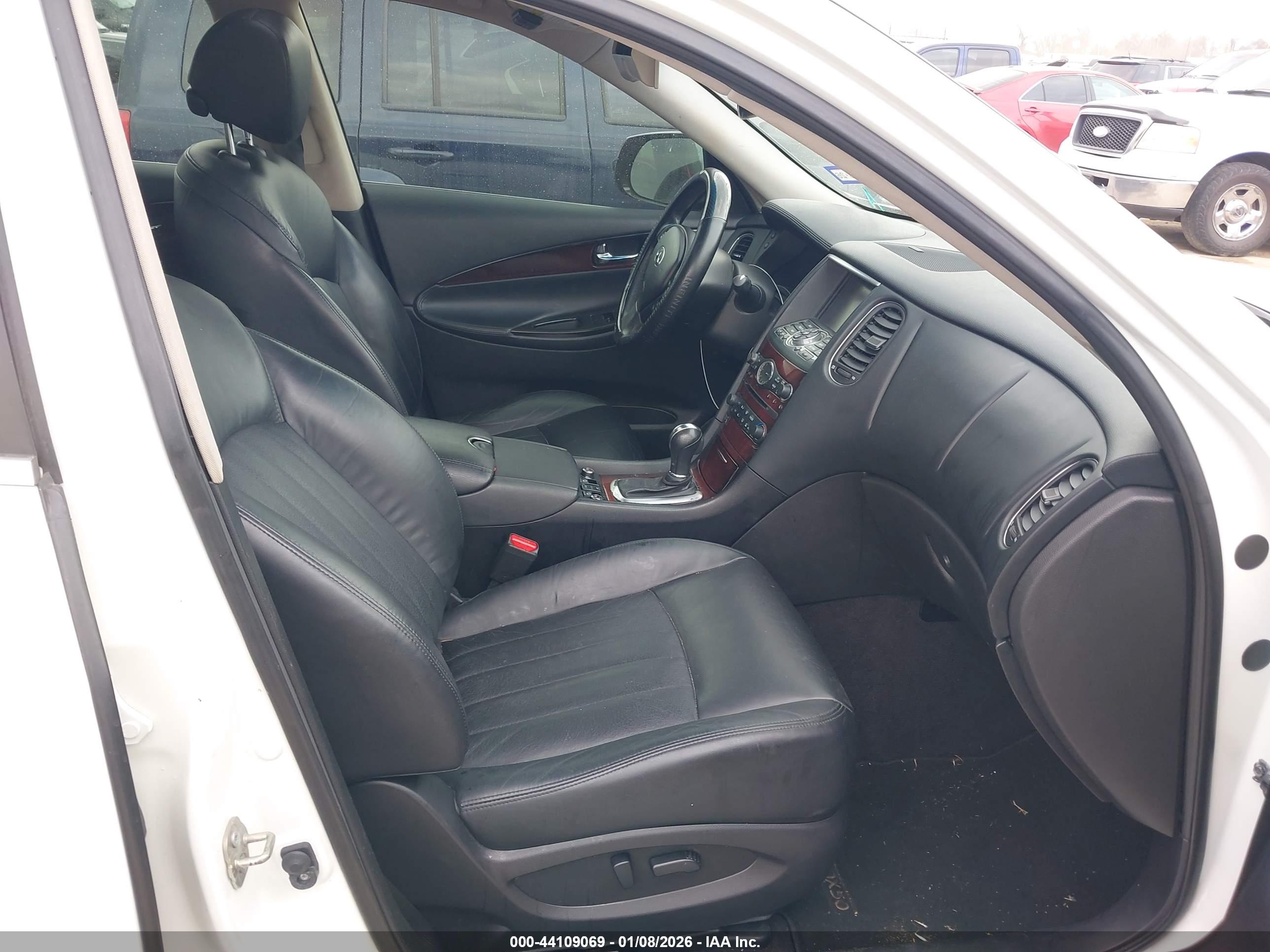 INFINITI QX50 image 5