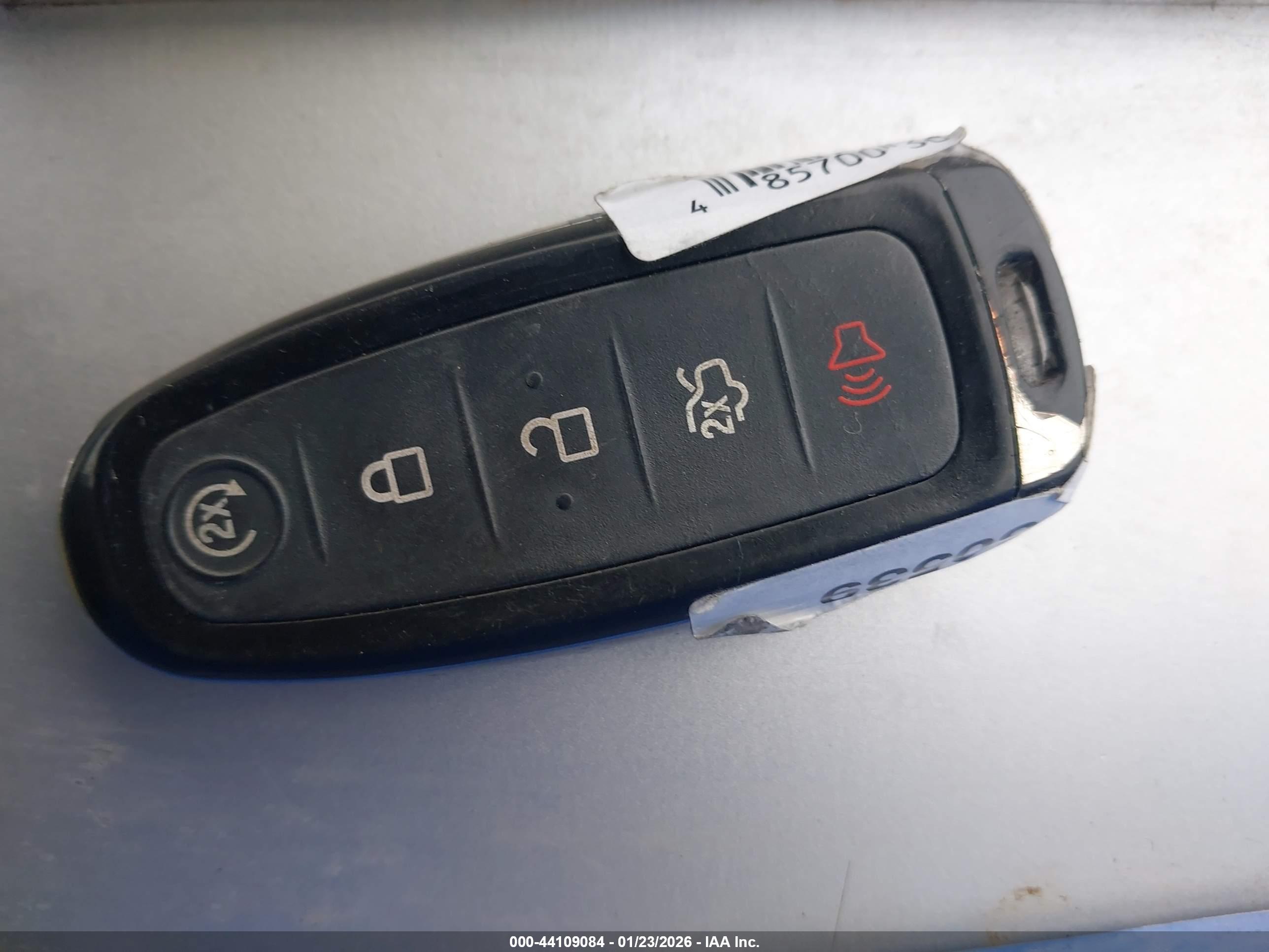 FORD ESCAPE image 11