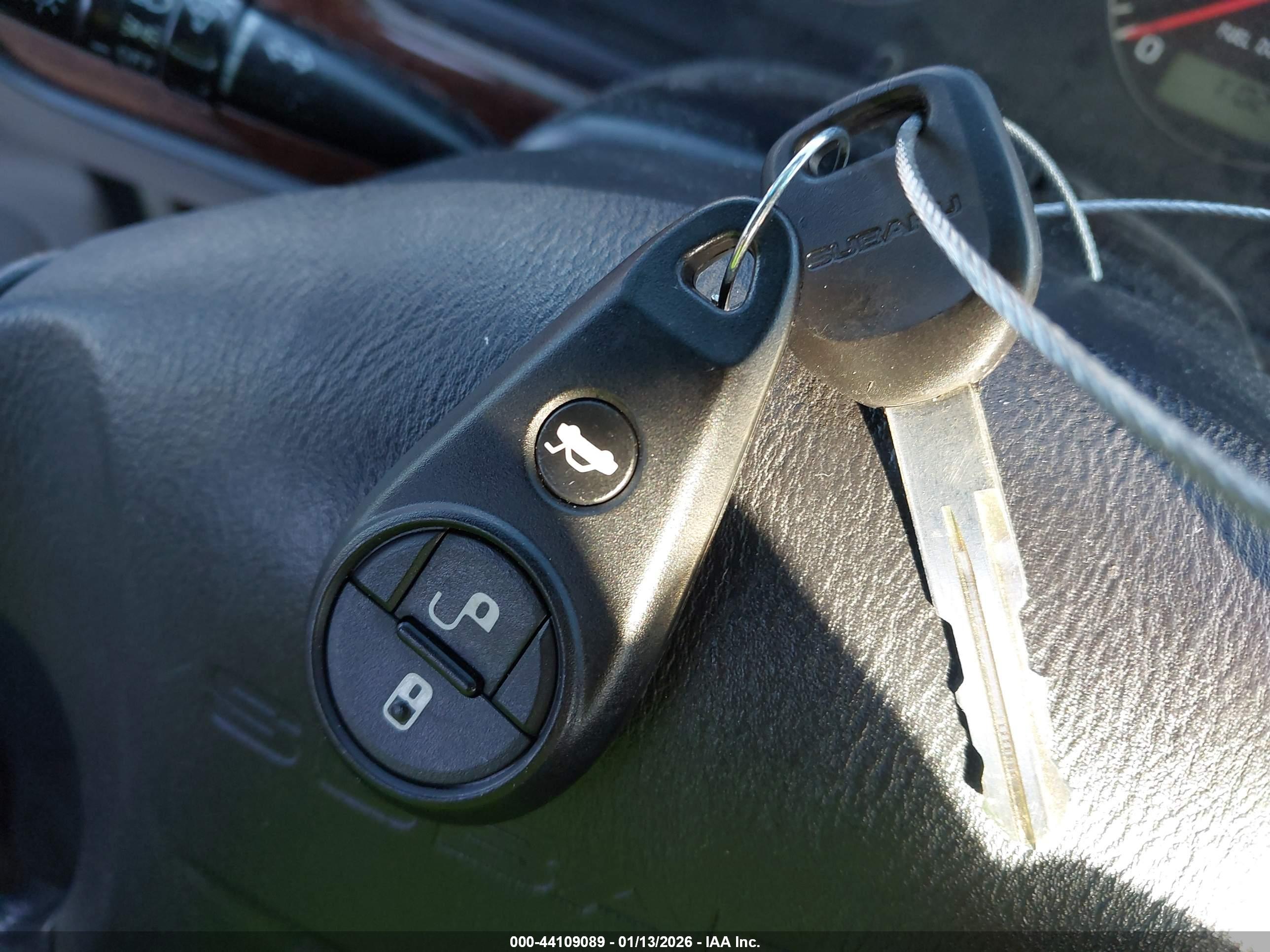 SUBARU OUTBACK image 11