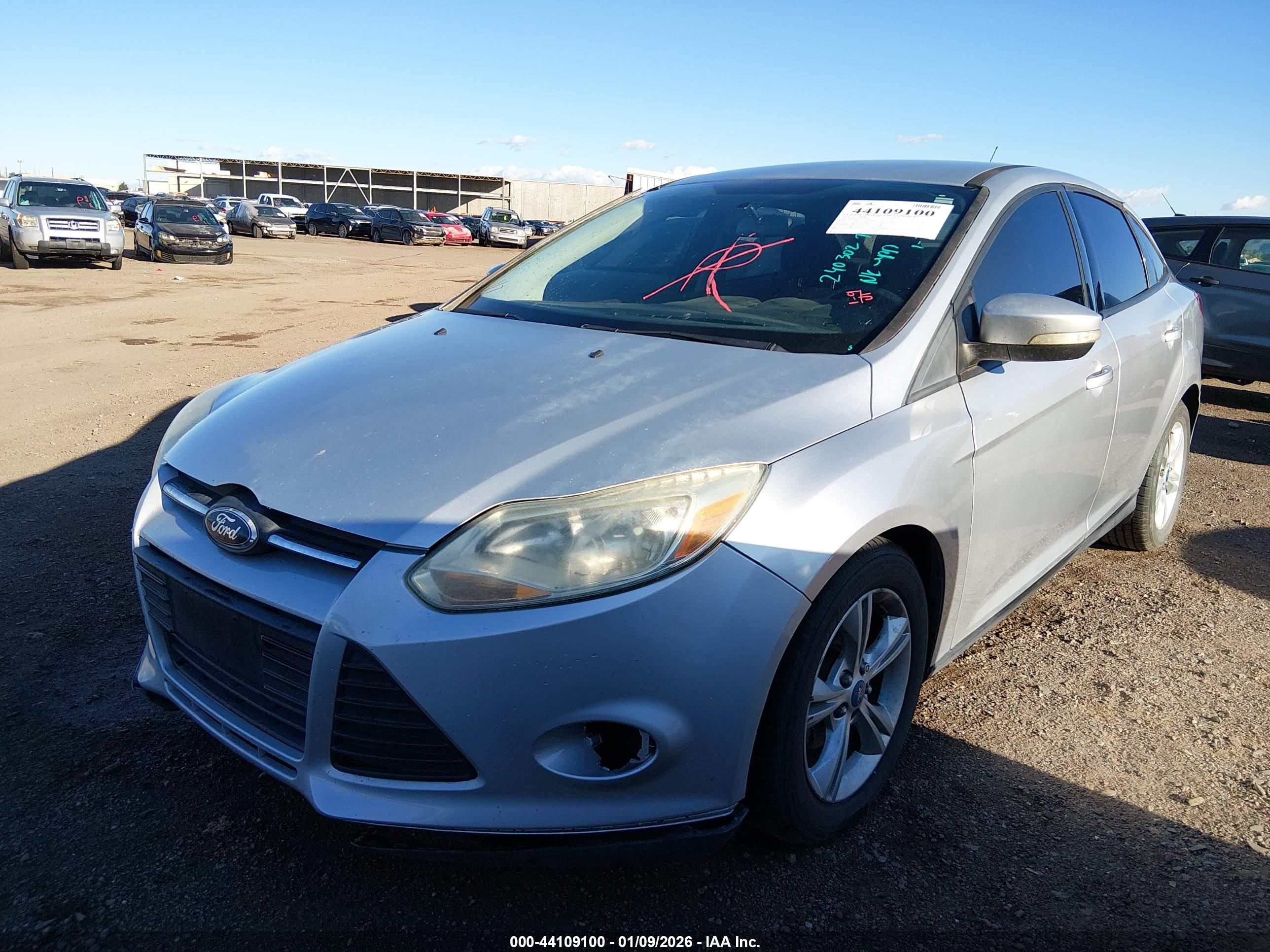 FORD FOCUS image 2