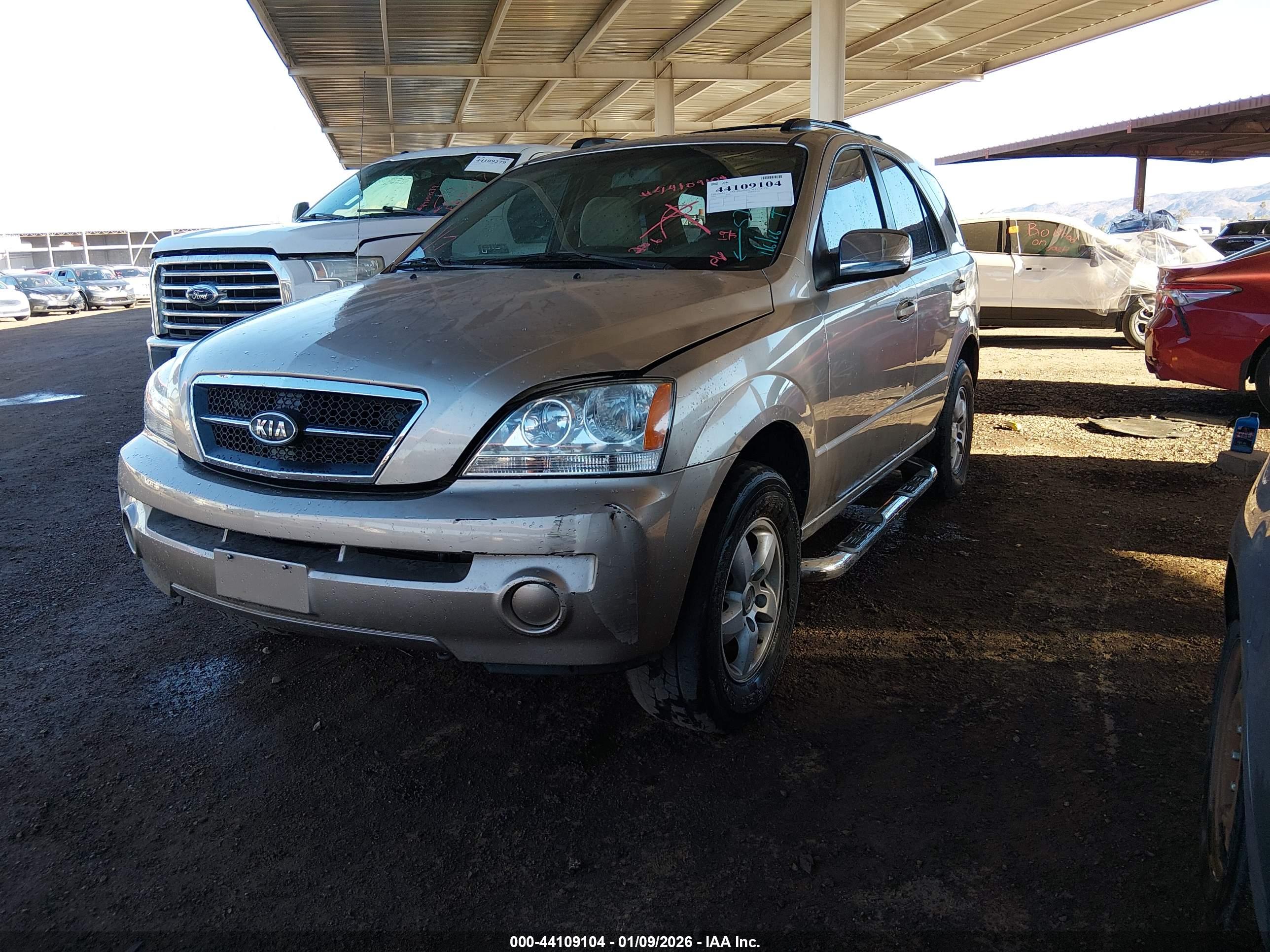 KIA SORENTO image 2